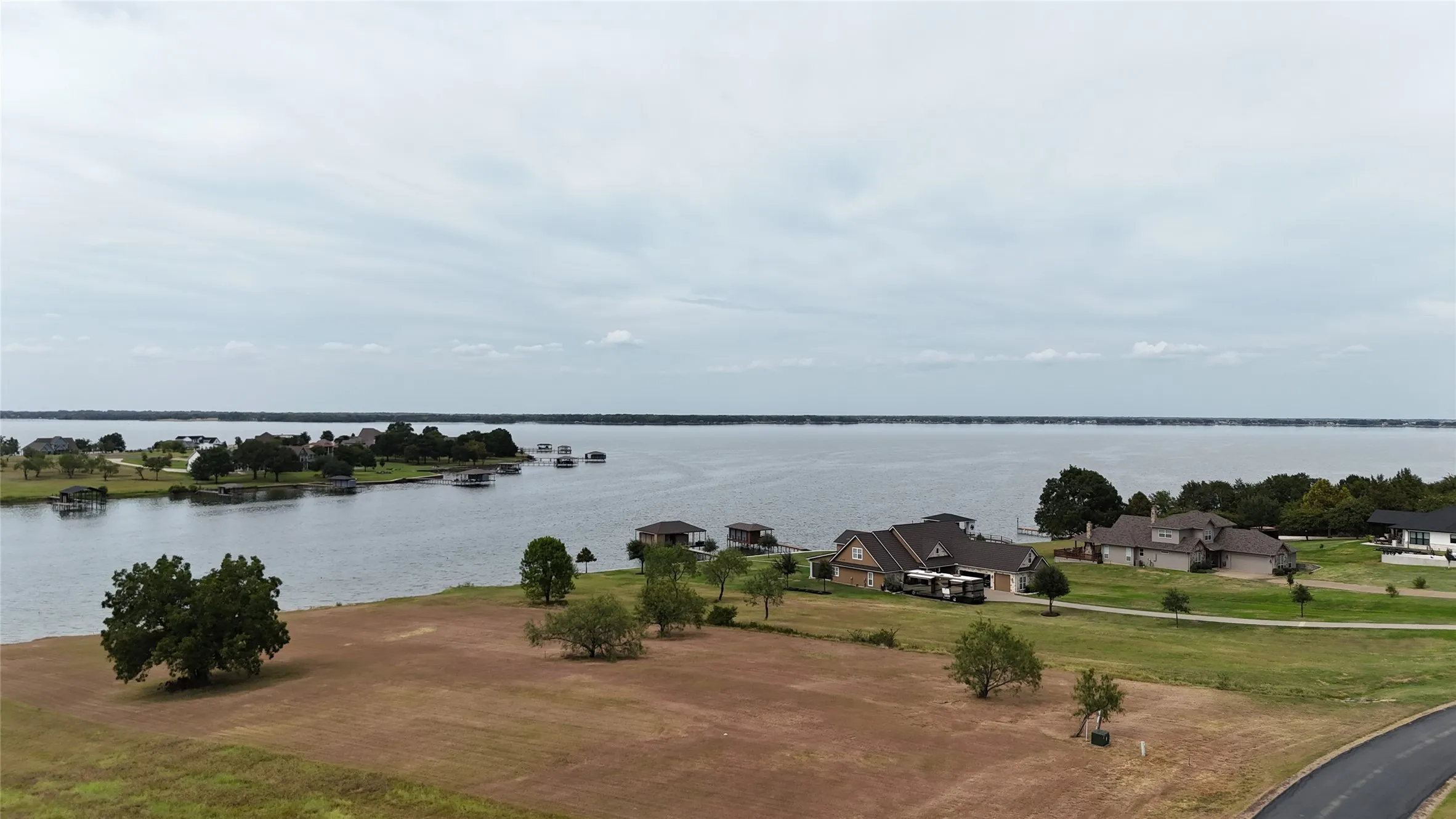 Unimproved Land For Sale in Navarro County , Lot 115 Lake Vista Drive, Streetman, Texas 75859, 0, 0, Garage spaces, 0 Sqft, built in 0, mls#21361499, Real Estate Agent in Streetman, Homes For Sale in Navarro county, Homes For Sale in Streetman, Realtor in Streetman Texas, Real Estate Brokerage Independent Realty Texas, Luminita Cordes Realtor