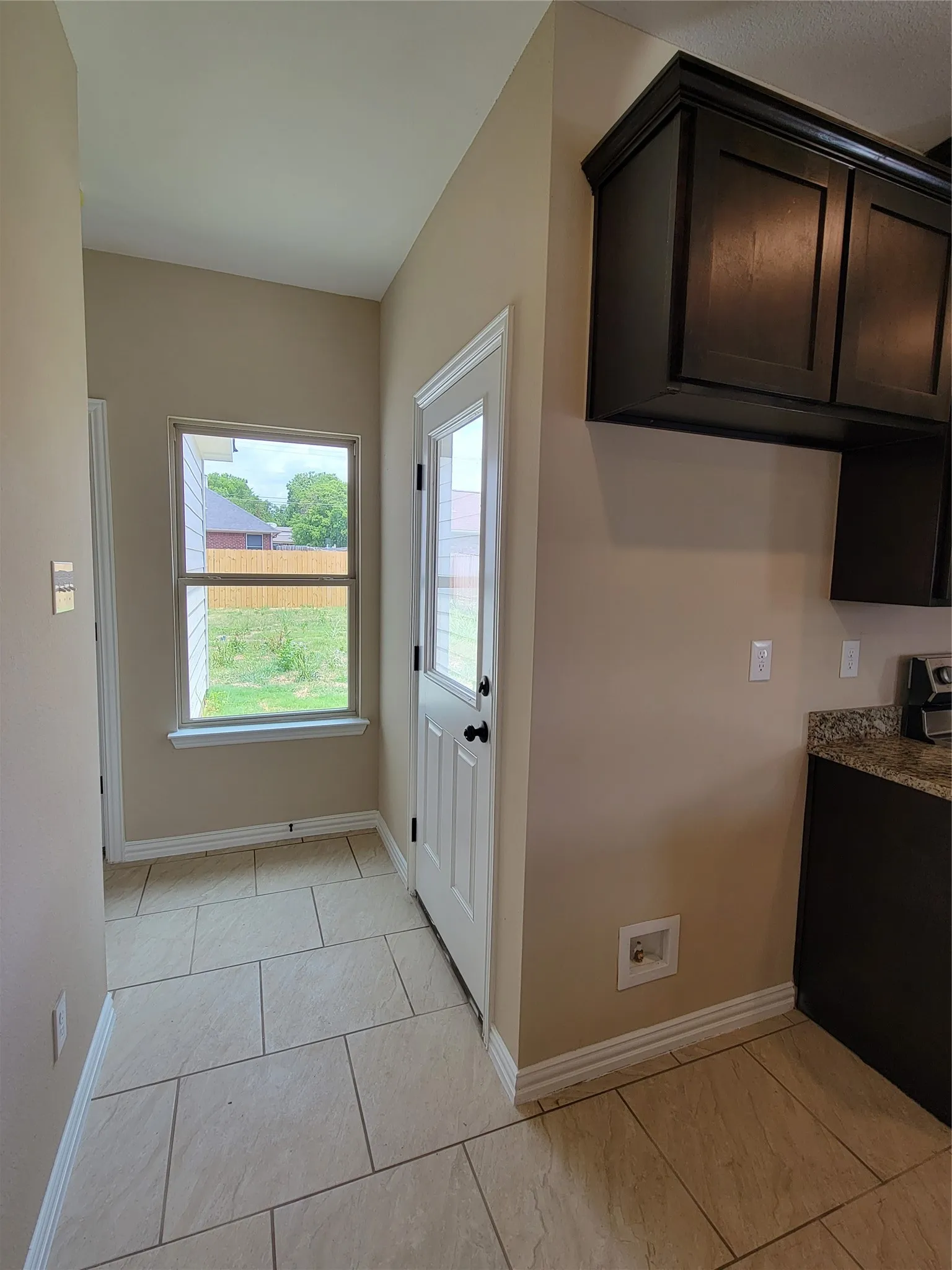 Single Family Residence For Rent in Hunt County , 108 Canales Circle, Greenville, Texas 75401, 3 Bedroom, 2 Bathroom, 2 Garage spaces, 1,419 Sqft, built in 2021, mls#21370796, Real Estate Agent in Greenville, Homes For Rent in Hunt county, Homes For Rent in Greenville, Realtor in Greenville Texas, Real Estate Brokerage Independent Realty Texas, Luminita Cordes Realtor