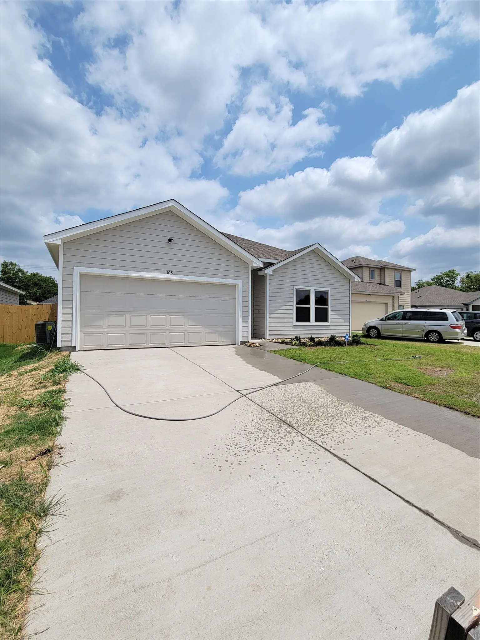 Single Family Residence For Rent in Hunt County , 108 Canales Circle, Greenville, Texas 75401, 3 Bedroom, 2 Bathroom, 2 Garage spaces, 1,419 Sqft, built in 2021, mls#21370796, Real Estate Agent in Greenville, Homes For Rent in Hunt county, Homes For Rent in Greenville, Realtor in Greenville Texas, Real Estate Brokerage Independent Realty Texas, Luminita Cordes Realtor