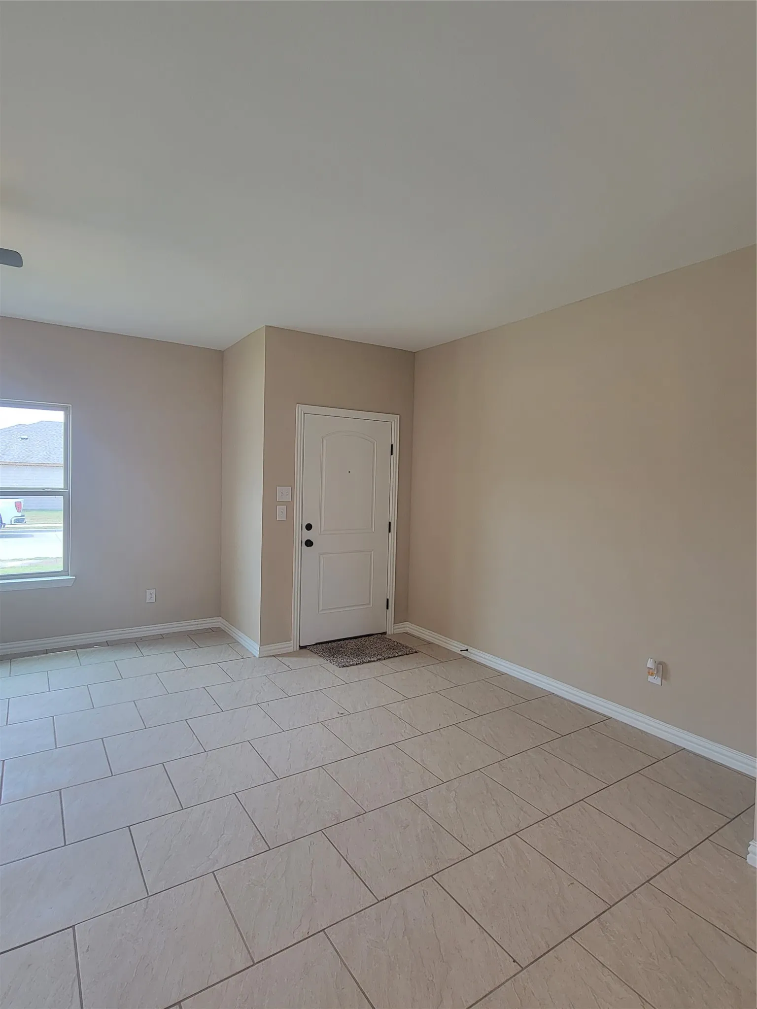 Single Family Residence For Rent in Hunt County , 108 Canales Circle, Greenville, Texas 75401, 3 Bedroom, 2 Bathroom, 2 Garage spaces, 1,419 Sqft, built in 2021, mls#21370796, Real Estate Agent in Greenville, Homes For Rent in Hunt county, Homes For Rent in Greenville, Realtor in Greenville Texas, Real Estate Brokerage Independent Realty Texas, Luminita Cordes Realtor