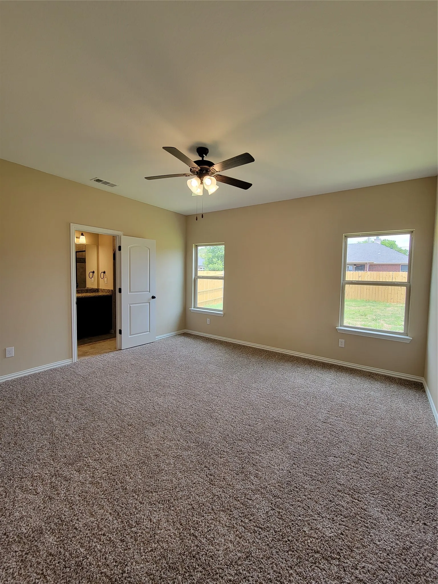 Single Family Residence For Rent in Hunt County , 108 Canales Circle, Greenville, Texas 75401, 3 Bedroom, 2 Bathroom, 2 Garage spaces, 1,419 Sqft, built in 2021, mls#21370796, Real Estate Agent in Greenville, Homes For Rent in Hunt county, Homes For Rent in Greenville, Realtor in Greenville Texas, Real Estate Brokerage Independent Realty Texas, Luminita Cordes Realtor