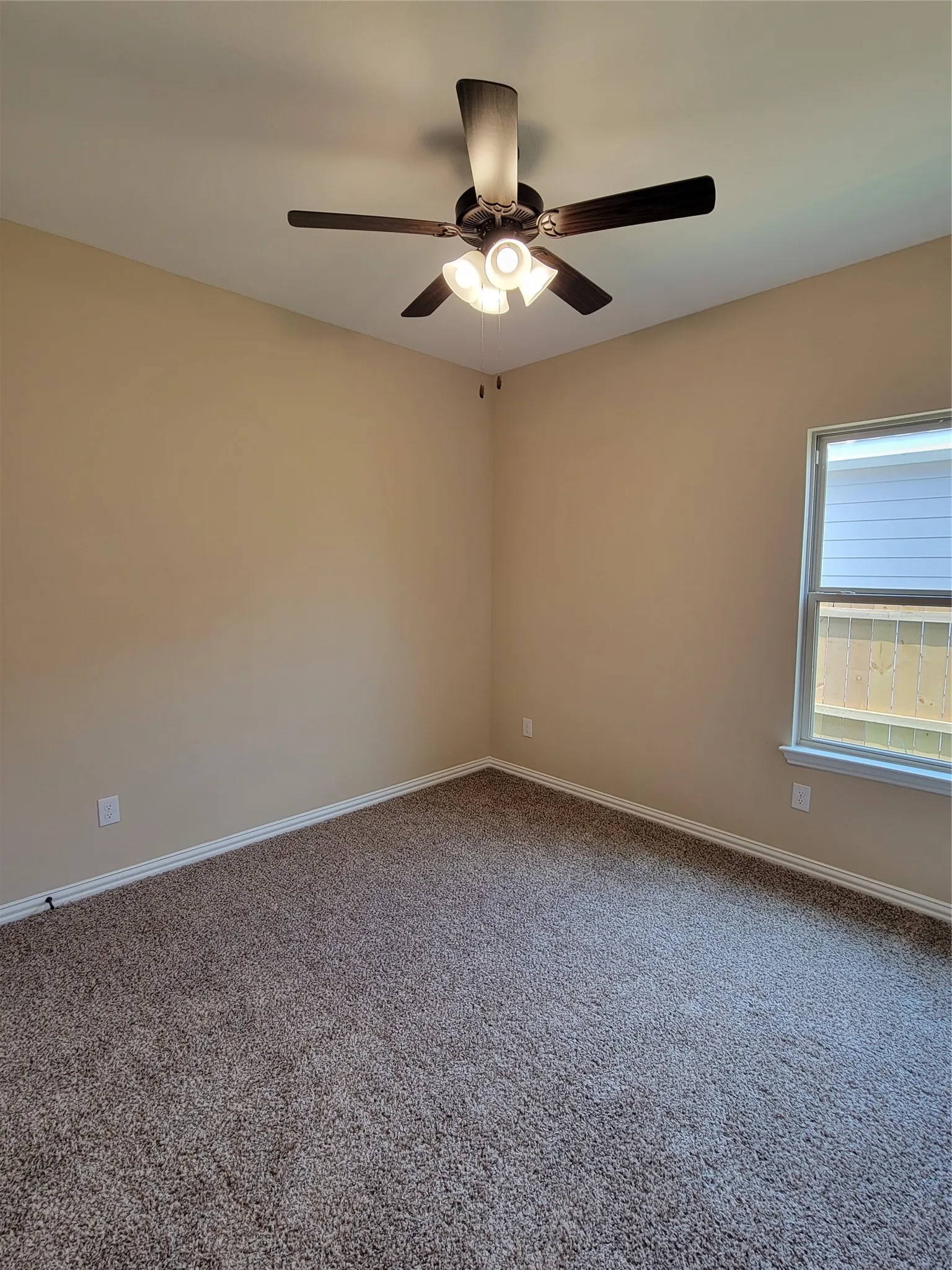 Single Family Residence For Rent in Hunt County , 108 Canales Circle, Greenville, Texas 75401, 3 Bedroom, 2 Bathroom, 2 Garage spaces, 1,419 Sqft, built in 2021, mls#21370796, Real Estate Agent in Greenville, Homes For Rent in Hunt county, Homes For Rent in Greenville, Realtor in Greenville Texas, Real Estate Brokerage Independent Realty Texas, Luminita Cordes Realtor