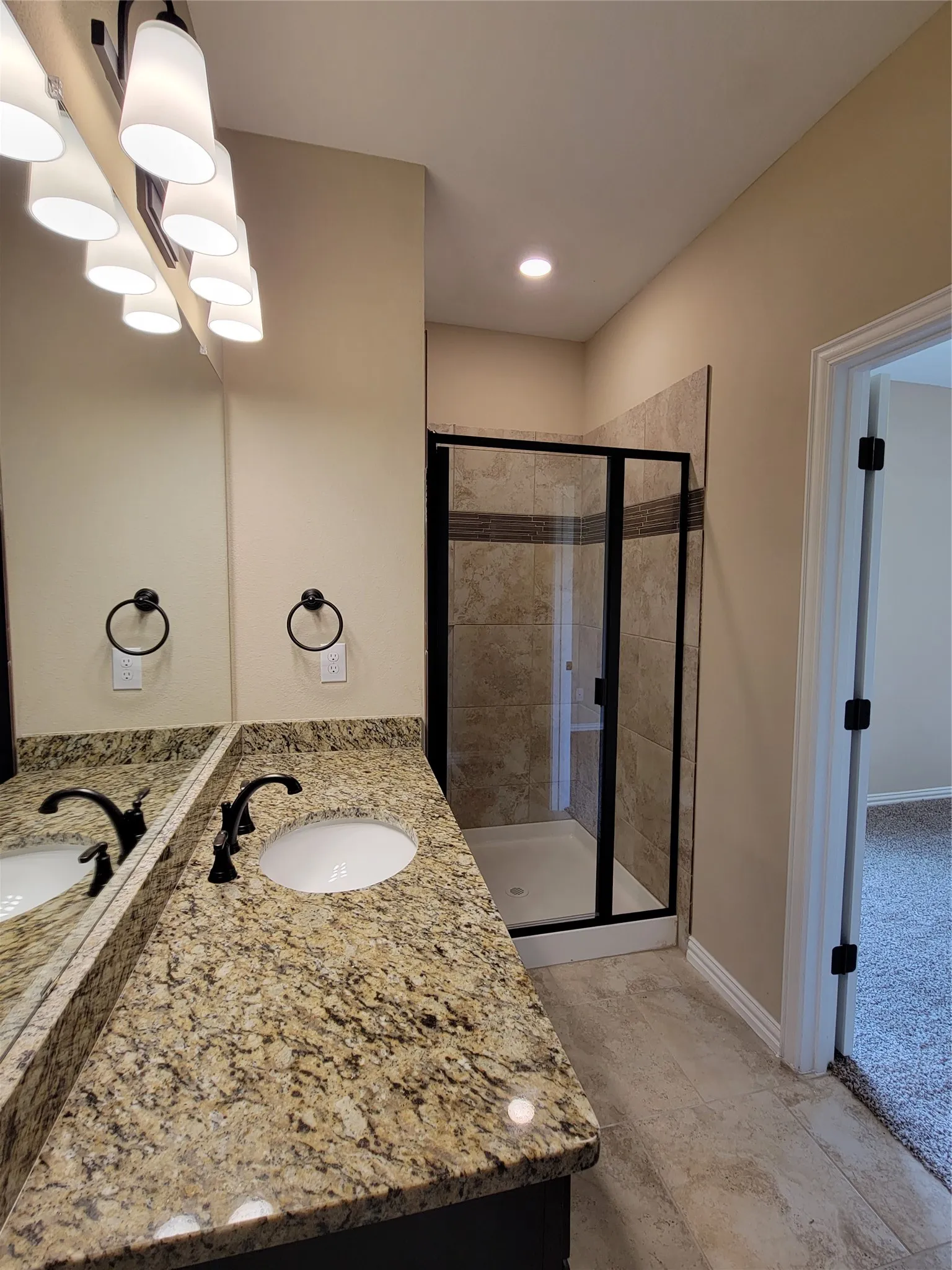 Single Family Residence For Rent in Hunt County , 108 Canales Circle, Greenville, Texas 75401, 3 Bedroom, 2 Bathroom, 2 Garage spaces, 1,419 Sqft, built in 2021, mls#21370796, Real Estate Agent in Greenville, Homes For Rent in Hunt county, Homes For Rent in Greenville, Realtor in Greenville Texas, Real Estate Brokerage Independent Realty Texas, Luminita Cordes Realtor