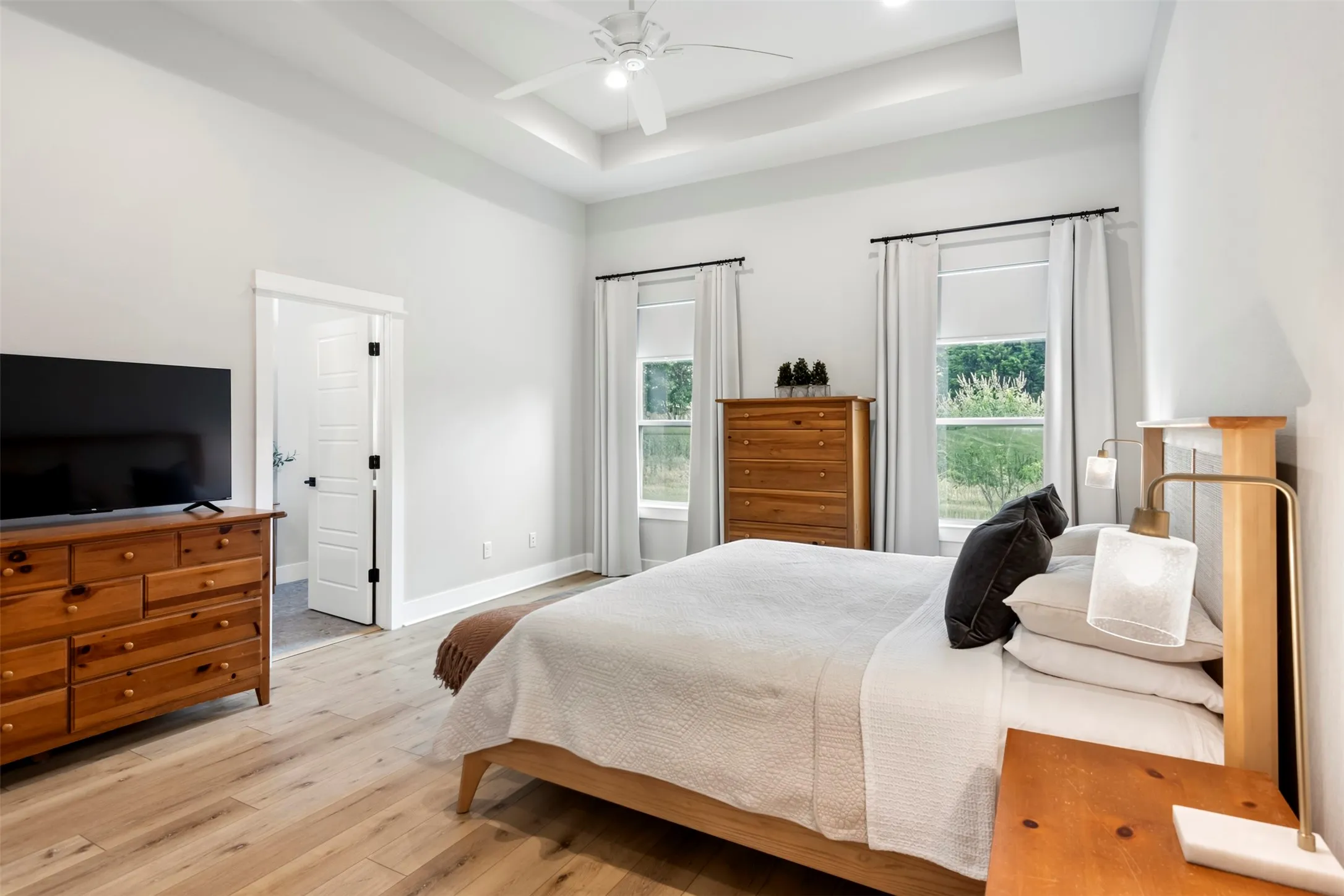 Single Family Residence For Sale in Parker County , 105 Kaya Court, Weatherford, Texas 76087, 4 Bedroom, 3 Bathroom, 3 Garage spaces, 2,373 Sqft, built in 2022, mls#21365464, Real Estate Agent in Weatherford, Homes For Sale in Parker county, Homes For Sale in Weatherford, Realtor in Weatherford Texas, Real Estate Brokerage Independent Realty Texas, Luminita Cordes Realtor