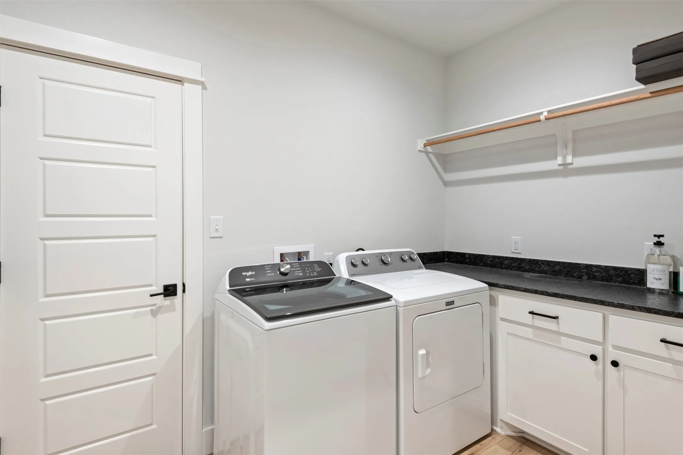 Single Family Residence For Sale in Parker County , 105 Kaya Court, Weatherford, Texas 76087, 4 Bedroom, 3 Bathroom, 3 Garage spaces, 2,373 Sqft, built in 2022, mls#21365464, Real Estate Agent in Weatherford, Homes For Sale in Parker county, Homes For Sale in Weatherford, Realtor in Weatherford Texas, Real Estate Brokerage Independent Realty Texas, Luminita Cordes Realtor