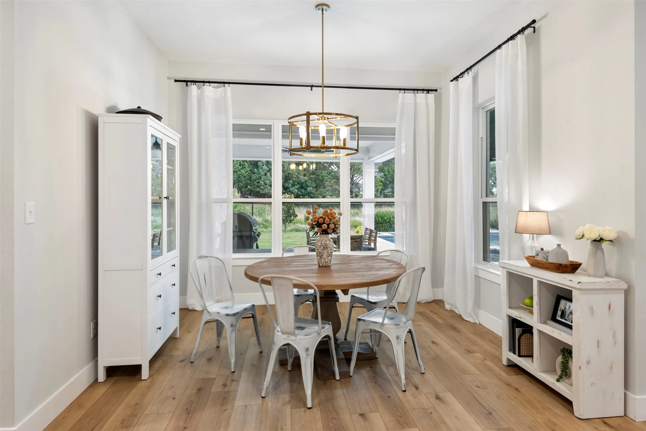 Single Family Residence For Sale in Parker County , 105 Kaya Court, Weatherford, Texas 76087, 4 Bedroom, 3 Bathroom, 3 Garage spaces, 2,373 Sqft, built in 2022, mls#21365464, Real Estate Agent in Weatherford, Homes For Sale in Parker county, Homes For Sale in Weatherford, Realtor in Weatherford Texas, Real Estate Brokerage Independent Realty Texas, Luminita Cordes Realtor