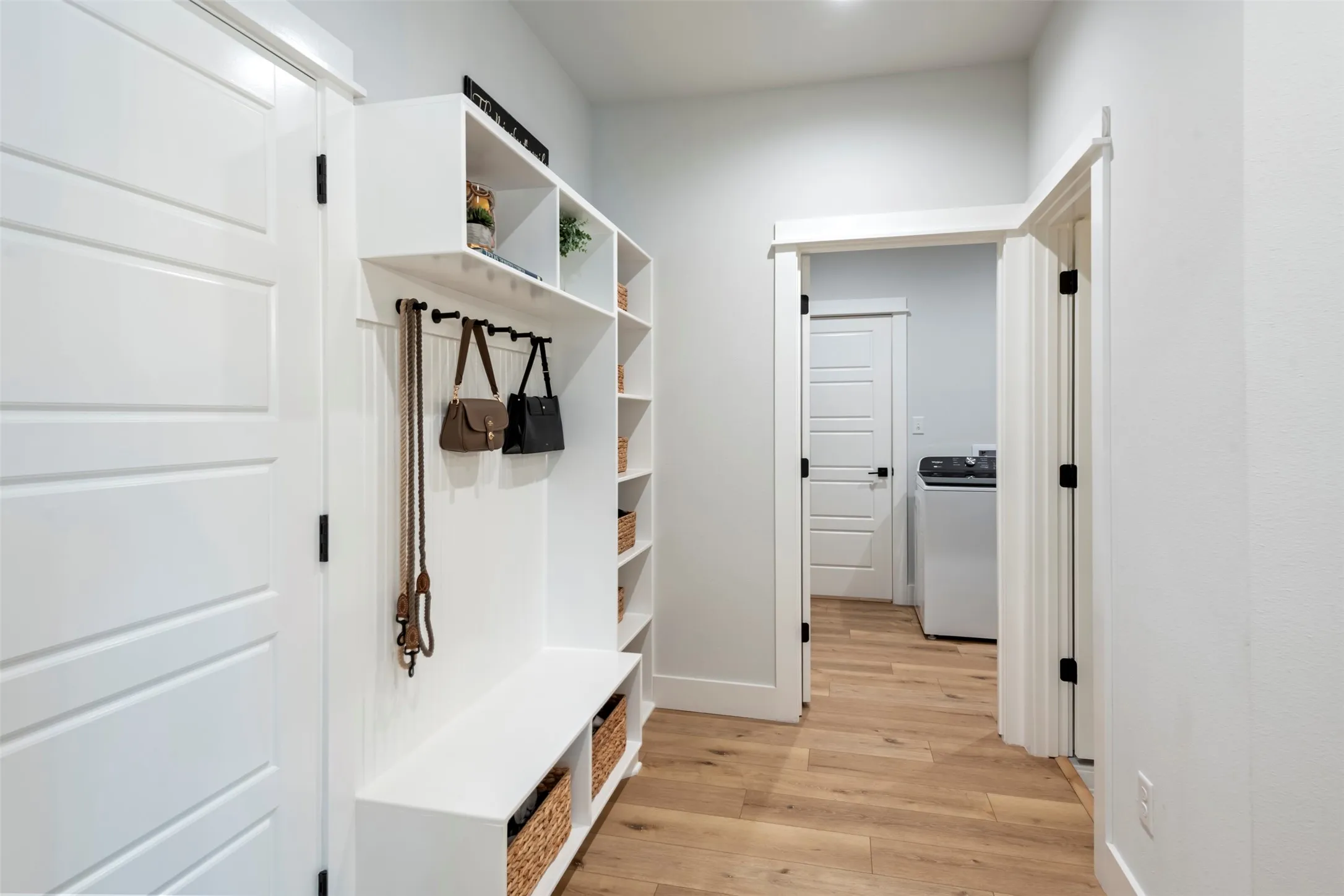 Single Family Residence For Sale in Parker County , 105 Kaya Court, Weatherford, Texas 76087, 4 Bedroom, 3 Bathroom, 3 Garage spaces, 2,373 Sqft, built in 2022, mls#21365464, Real Estate Agent in Weatherford, Homes For Sale in Parker county, Homes For Sale in Weatherford, Realtor in Weatherford Texas, Real Estate Brokerage Independent Realty Texas, Luminita Cordes Realtor