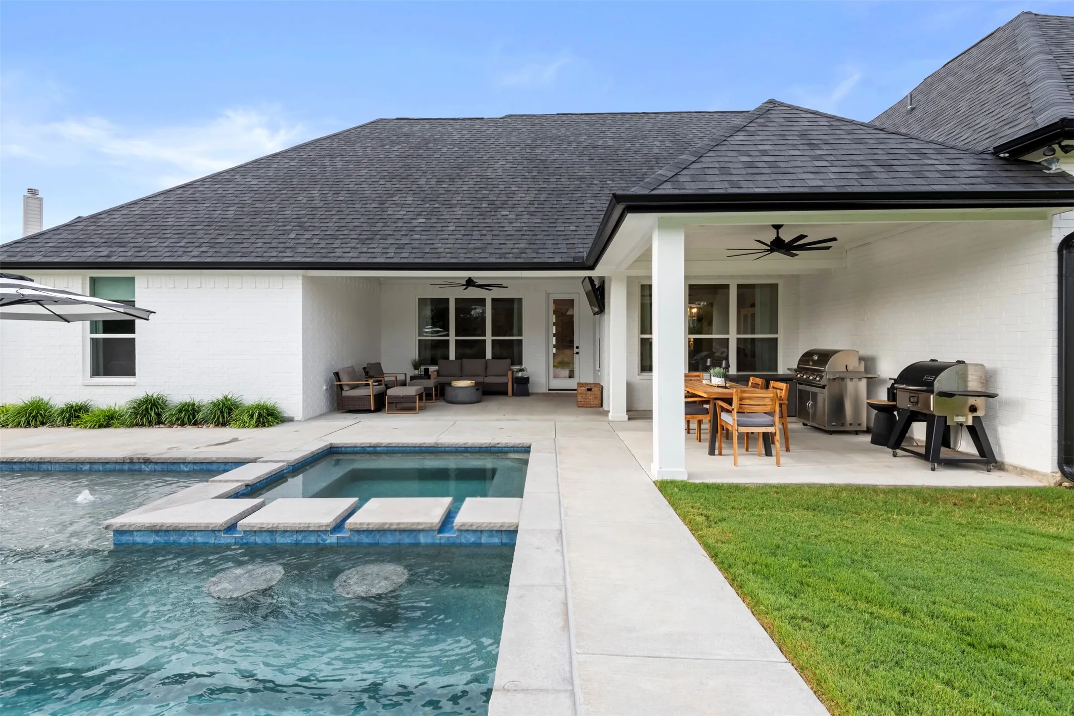 Single Family Residence For Sale in Parker County , 105 Kaya Court, Weatherford, Texas 76087, 4 Bedroom, 3 Bathroom, 3 Garage spaces, 2,373 Sqft, built in 2022, mls#21365464, Real Estate Agent in Weatherford, Homes For Sale in Parker county, Homes For Sale in Weatherford, Realtor in Weatherford Texas, Real Estate Brokerage Independent Realty Texas, Luminita Cordes Realtor