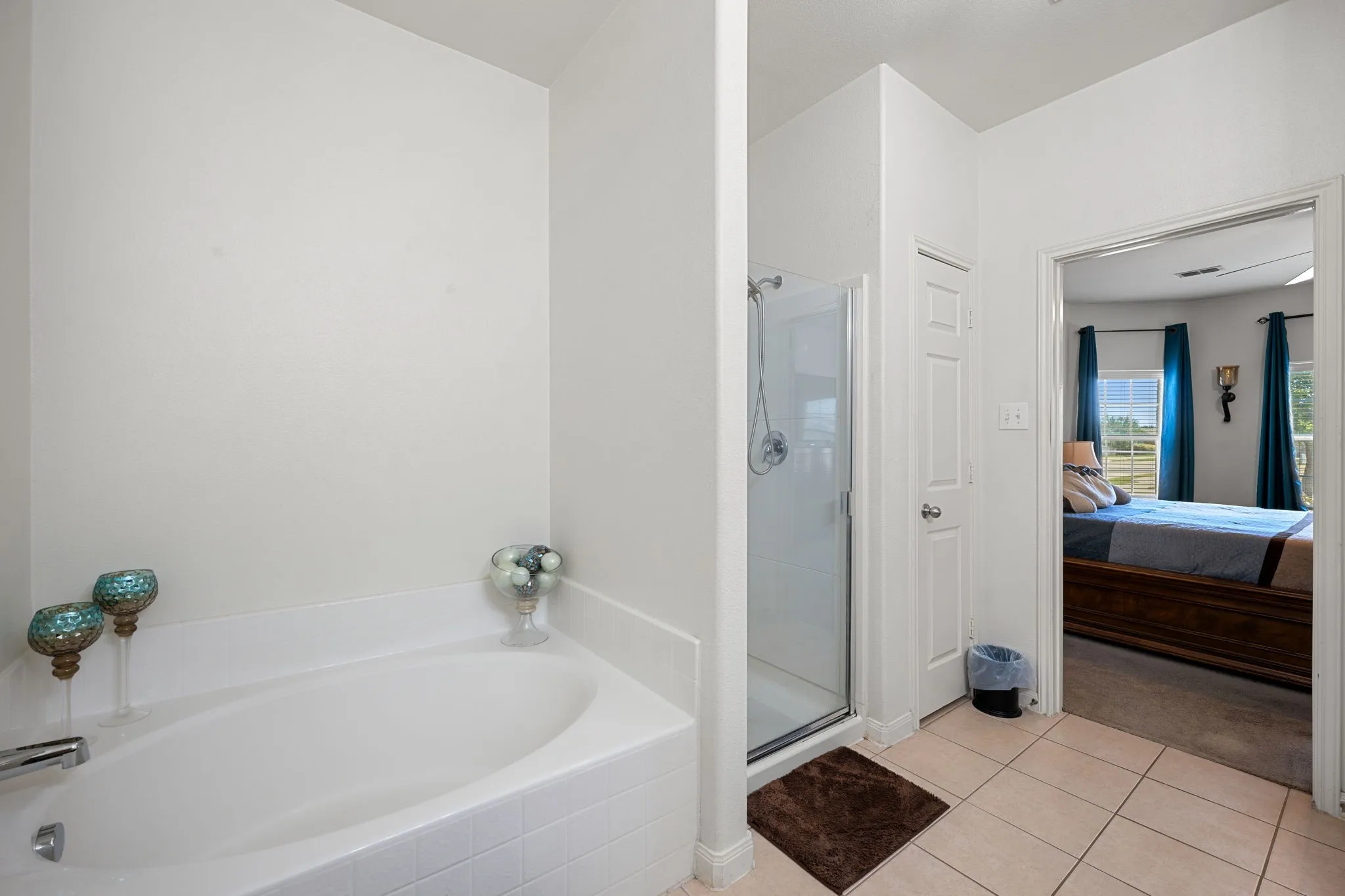 Single Family Residence For Sale in Kaufman County , 2101 Gardenia Drive, Forney, Texas 75126, 4 Bedroom, 3 Bathroom, 2 Garage spaces, 2,285 Sqft, built in 2013, mls#21369343, Real Estate Agent in Forney, Homes For Sale in Kaufman county, Homes For Sale in Forney, Realtor in Forney Texas, Real Estate Brokerage Independent Realty Texas, Luminita Cordes Realtor