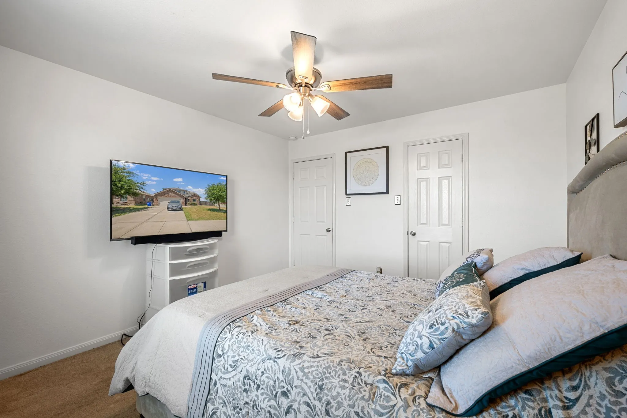 Single Family Residence For Sale in Kaufman County , 2101 Gardenia Drive, Forney, Texas 75126, 4 Bedroom, 3 Bathroom, 2 Garage spaces, 2,285 Sqft, built in 2013, mls#21369343, Real Estate Agent in Forney, Homes For Sale in Kaufman county, Homes For Sale in Forney, Realtor in Forney Texas, Real Estate Brokerage Independent Realty Texas, Luminita Cordes Realtor