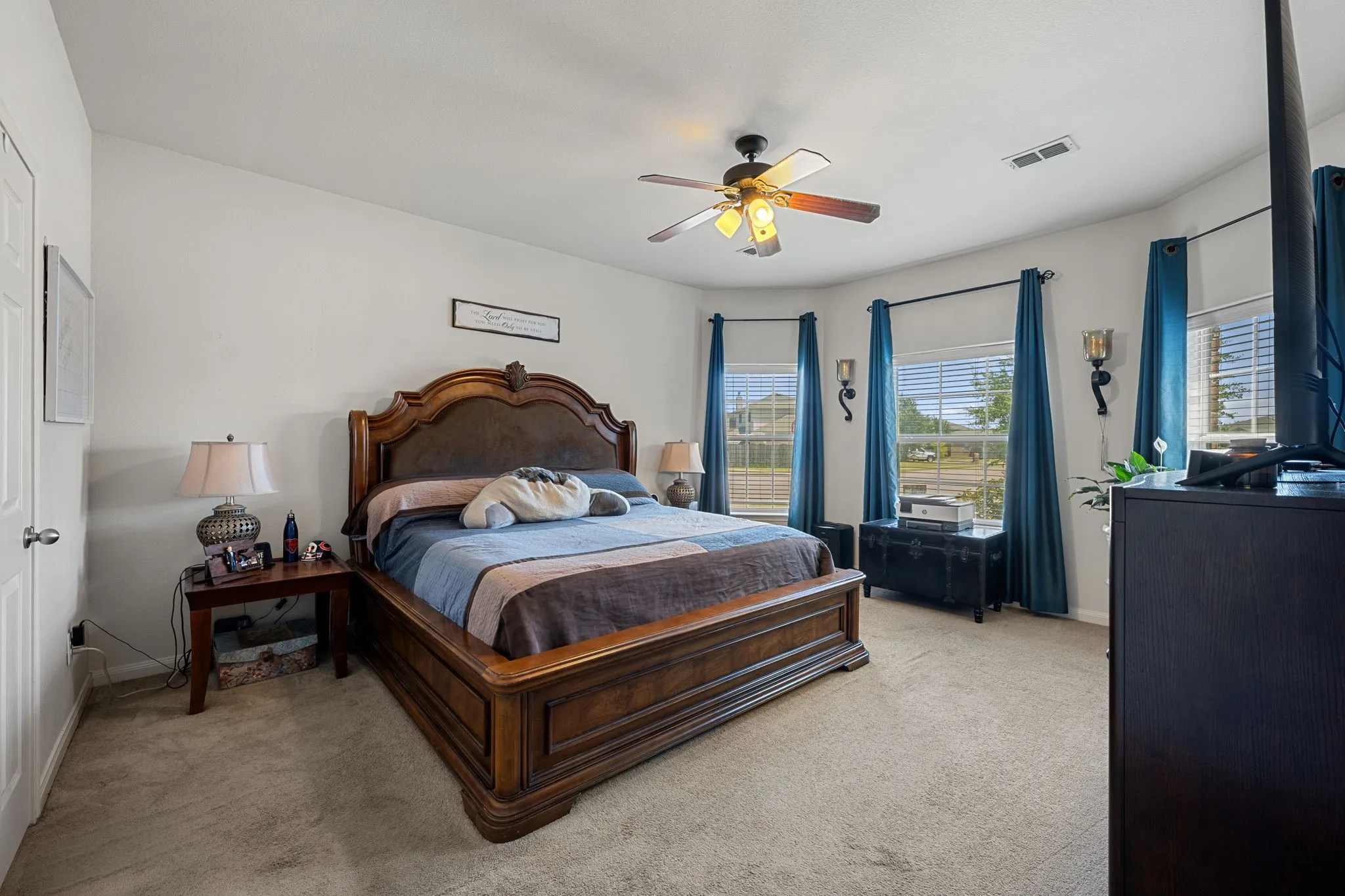 Single Family Residence For Sale in Kaufman County , 2101 Gardenia Drive, Forney, Texas 75126, 4 Bedroom, 3 Bathroom, 2 Garage spaces, 2,285 Sqft, built in 2013, mls#21369343, Real Estate Agent in Forney, Homes For Sale in Kaufman county, Homes For Sale in Forney, Realtor in Forney Texas, Real Estate Brokerage Independent Realty Texas, Luminita Cordes Realtor