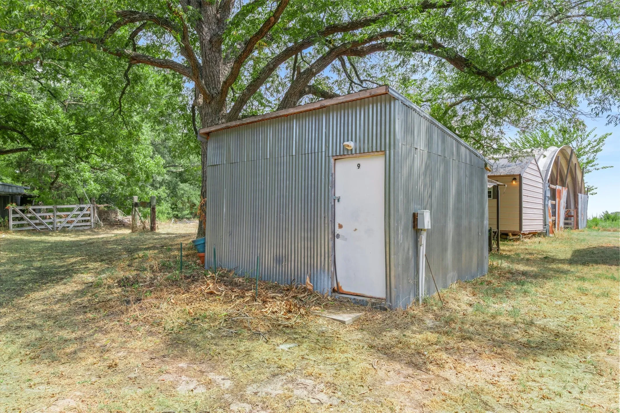 No electricity in this small outbuilding