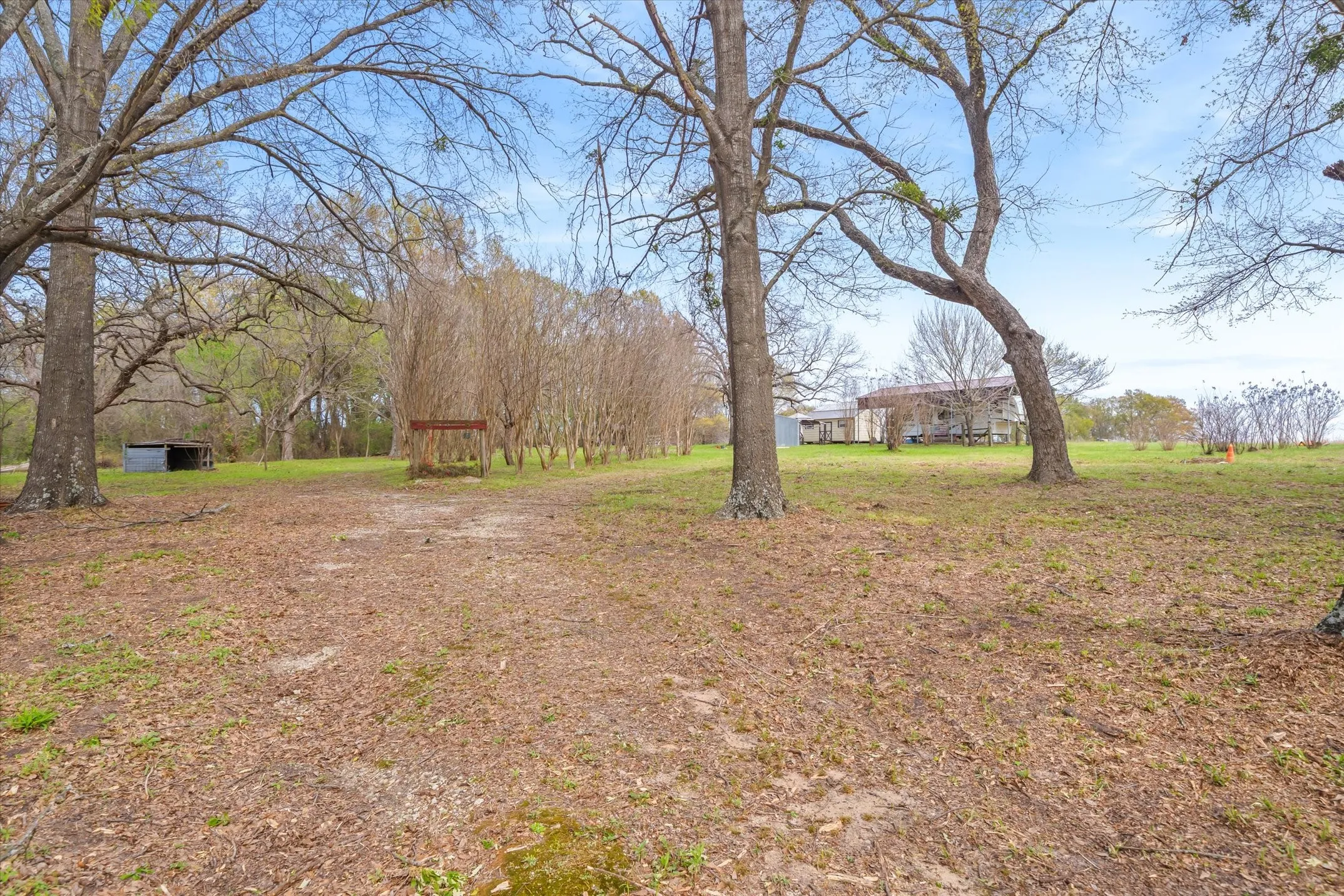 Improved Land For Sale in Van Zandt County , 2027 VZ County Road 3104, Edgewood, Texas 75117, 0, 0, Garage spaces, 0 Sqft, built in 0, mls#21366384, Real Estate Agent in Edgewood, Homes For Sale in Van Zandt county, Homes For Sale in Edgewood, Realtor in Edgewood Texas, Real Estate Brokerage Independent Realty Texas, Luminita Cordes Realtor