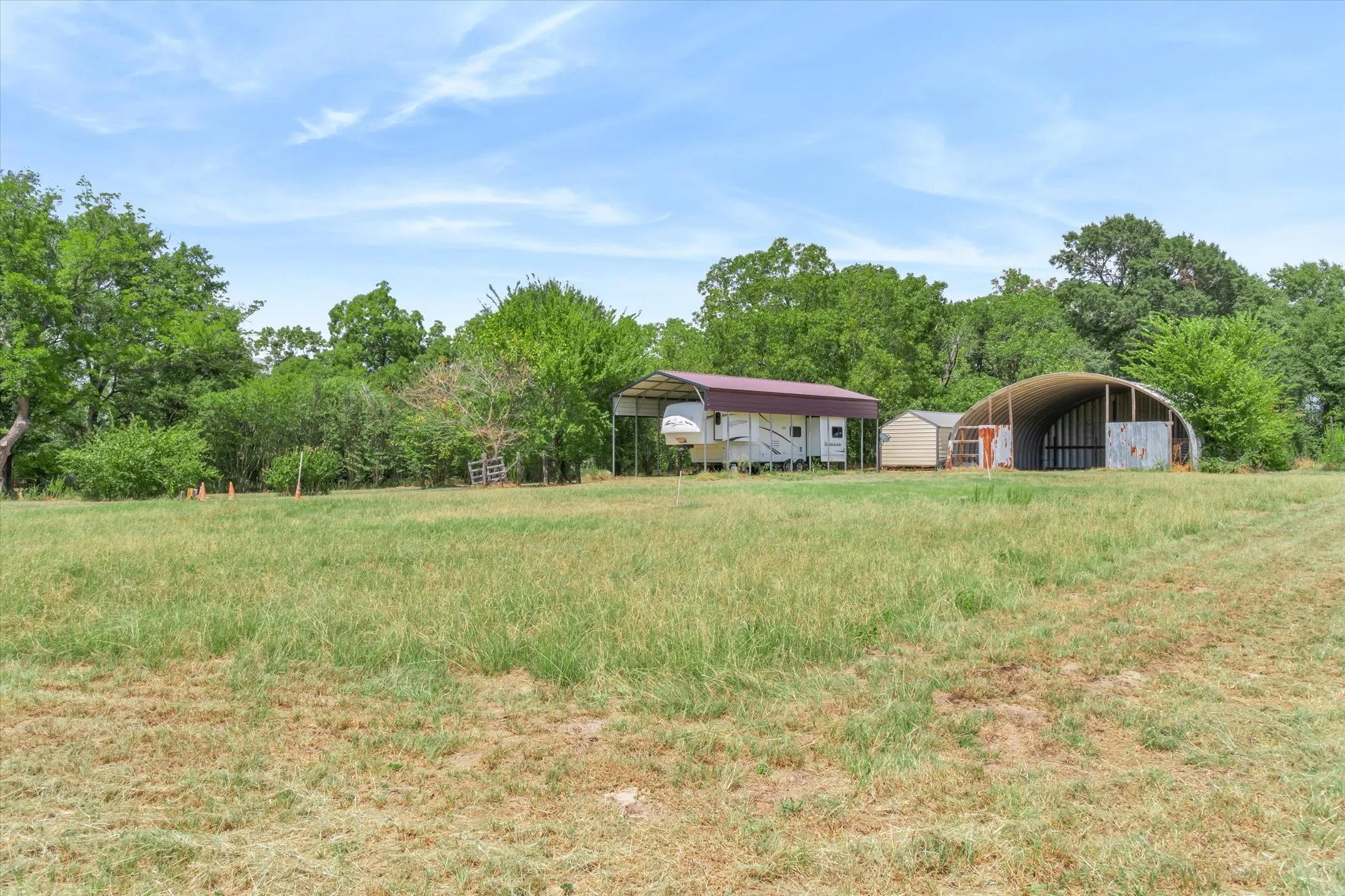 Improved Land For Sale in Van Zandt County , 2027 VZ County Road 3104, Edgewood, Texas 75117, 0, 0, Garage spaces, 0 Sqft, built in 0, mls#21366384, Real Estate Agent in Edgewood, Homes For Sale in Van Zandt county, Homes For Sale in Edgewood, Realtor in Edgewood Texas, Real Estate Brokerage Independent Realty Texas, Luminita Cordes Realtor