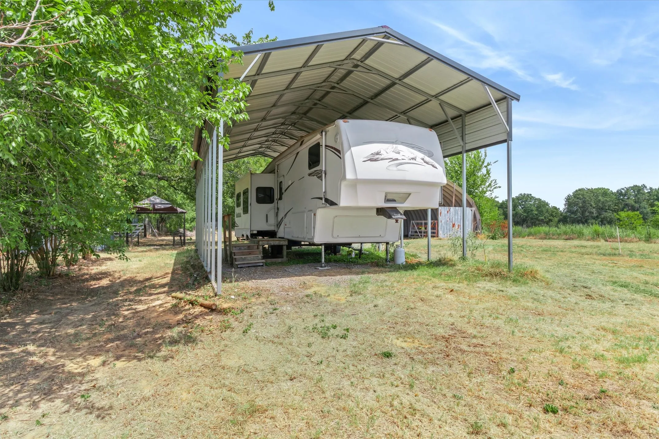 RV will convey with sale!