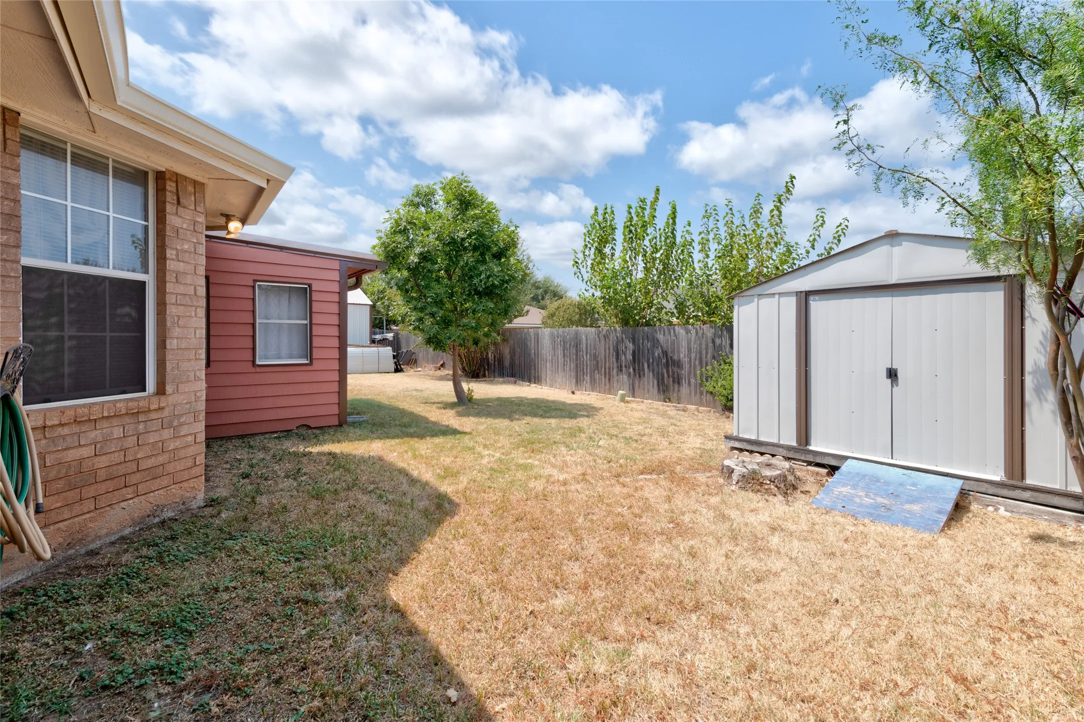 Single Family Residence For Sale in Taylor County , 5366 Willow Ridge Road, Abilene, Texas 79606, 3 Bedroom, 2 Bathroom, 2 Garage spaces, 1,787 Sqft, built in 1999, mls#21369664, Real Estate Agent in Abilene, Homes For Sale in Taylor county, Homes For Sale in Abilene, Realtor in Abilene Texas, Real Estate Brokerage Independent Realty Texas, Luminita Cordes Realtor