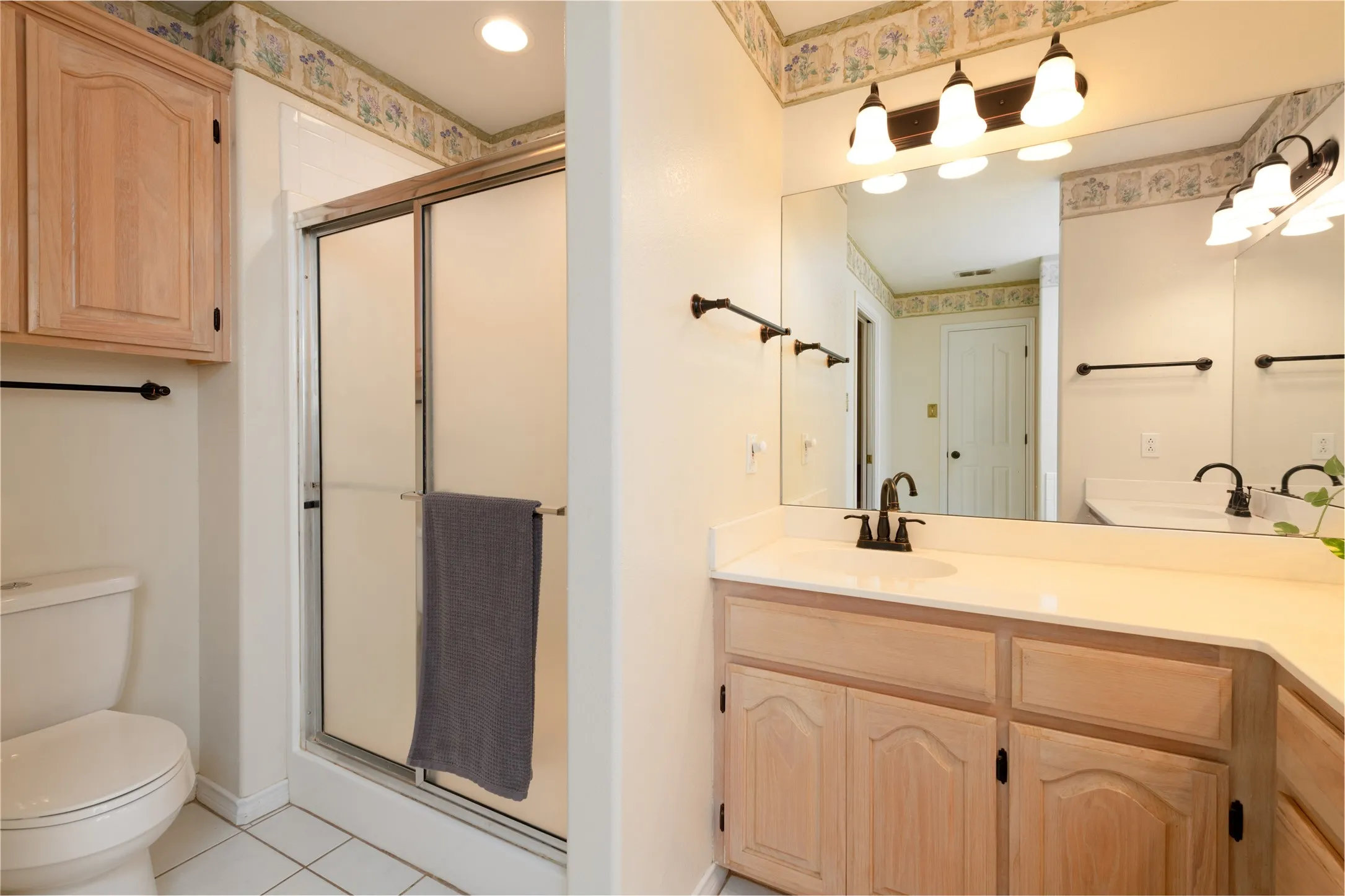 Single Family Residence For Sale in Taylor County , 5366 Willow Ridge Road, Abilene, Texas 79606, 3 Bedroom, 2 Bathroom, 2 Garage spaces, 1,787 Sqft, built in 1999, mls#21369664, Real Estate Agent in Abilene, Homes For Sale in Taylor county, Homes For Sale in Abilene, Realtor in Abilene Texas, Real Estate Brokerage Independent Realty Texas, Luminita Cordes Realtor