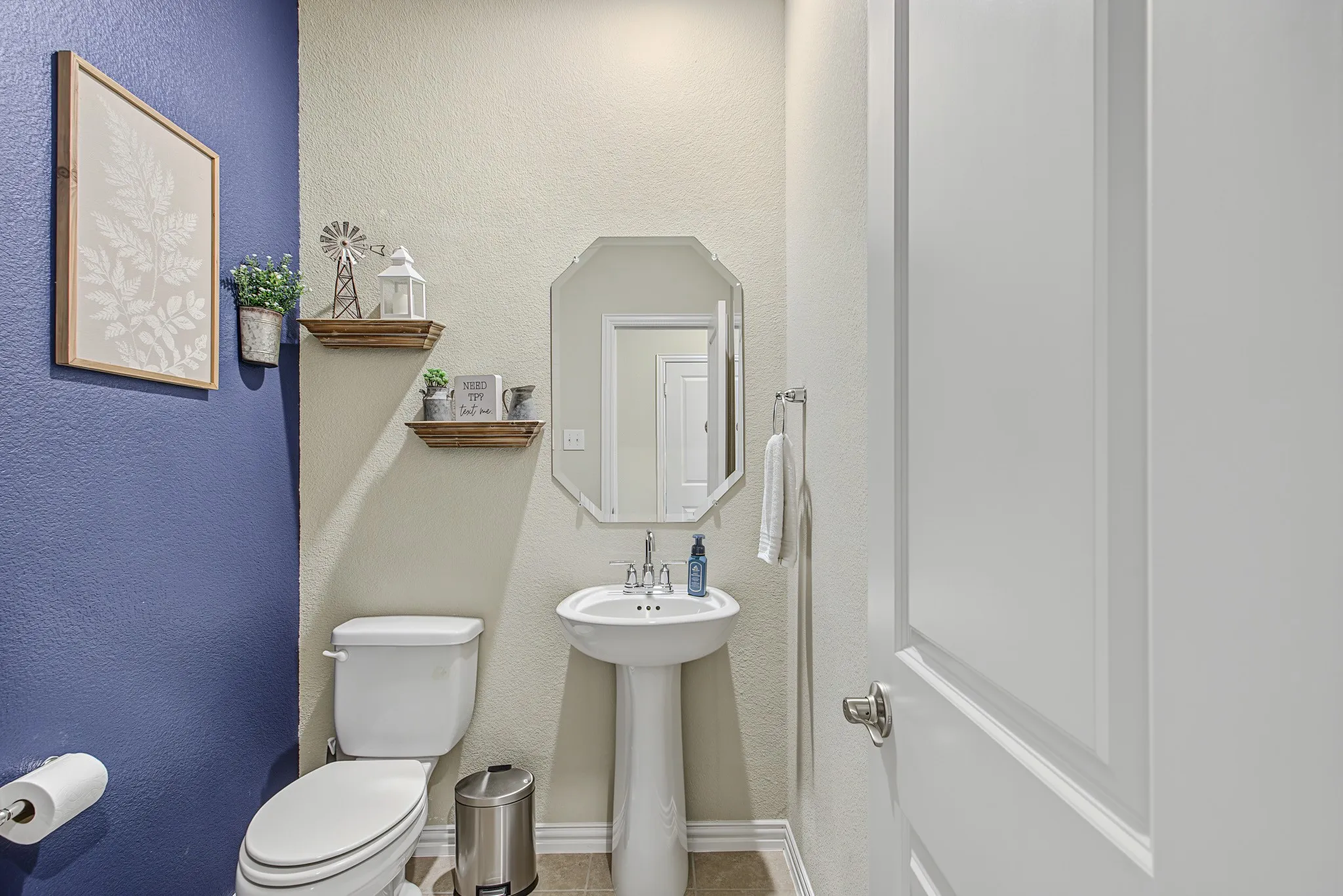 Single Family Residence For Sale in Denton County , 3020 Prairie Trail Avenue, Aubrey, Texas 76227, 4 Bedroom, 4 Bathroom, 2 Garage spaces, 3,484 Sqft, built in 2020, mls#21367537, Real Estate Agent in Aubrey, Homes For Sale in Denton county, Homes For Sale in Aubrey, Realtor in Aubrey Texas, Real Estate Brokerage Independent Realty Texas, Luminita Cordes Realtor