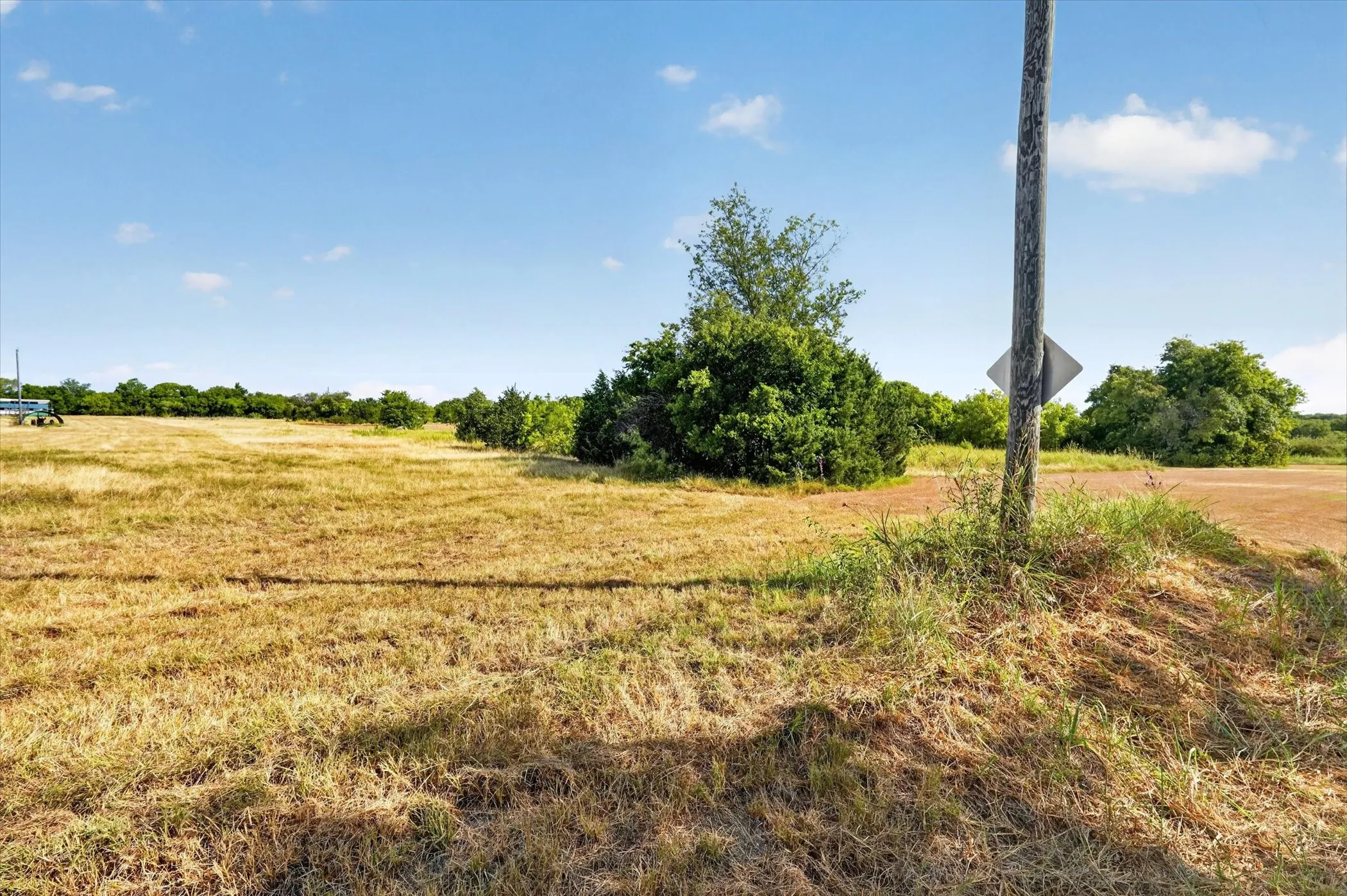 Unimproved Land For Sale in Hill County , HCR 1195, Blum, Texas 76627, 0, 0, Garage spaces, 0 Sqft, built in 0, mls#21369799, Real Estate Agent in Blum, Homes For Sale in Hill county, Homes For Sale in Blum, Realtor in Blum Texas, Real Estate Brokerage Independent Realty Texas, Luminita Cordes Realtor