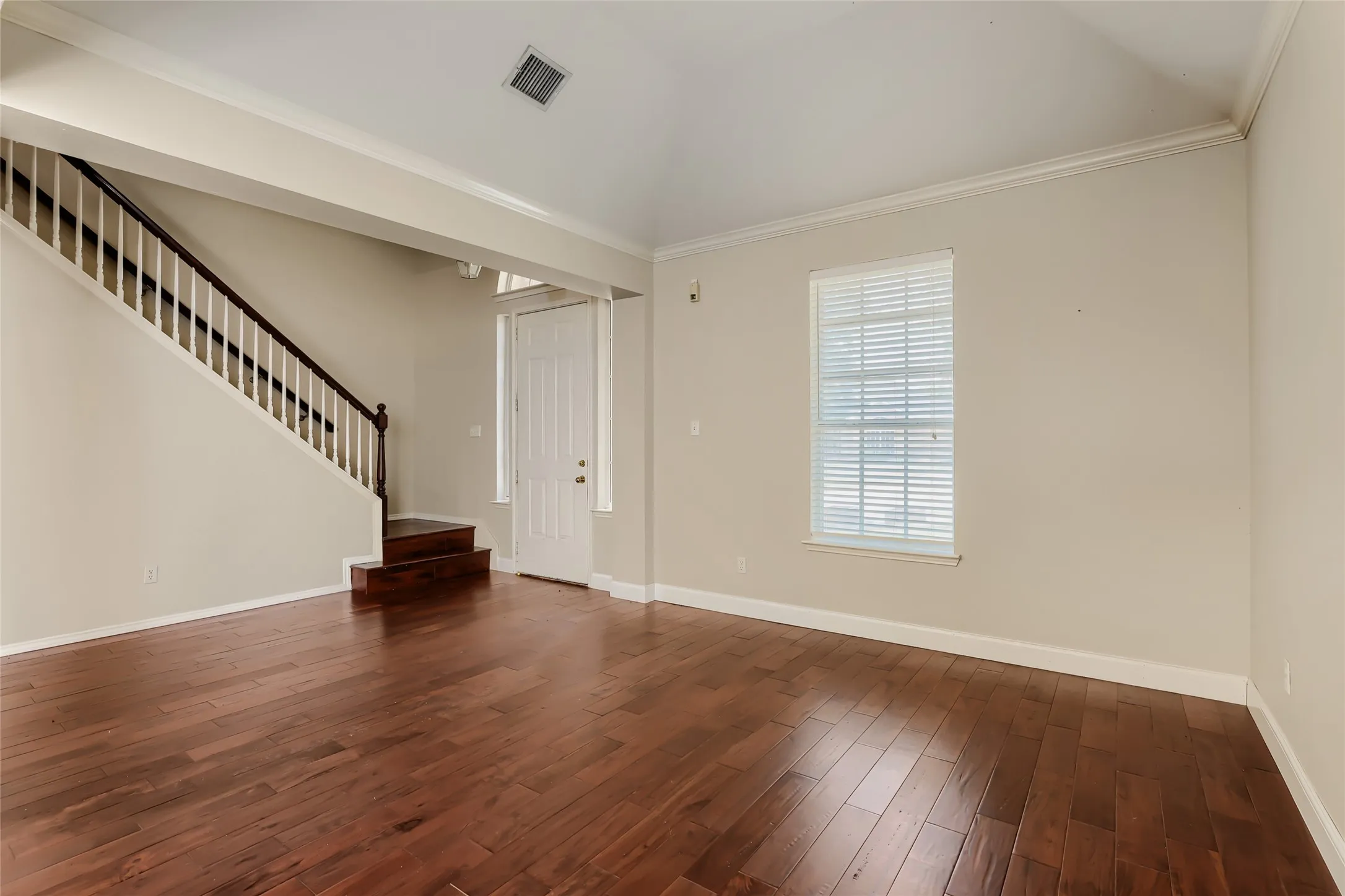 Single Family Residence For Sale in Collin County , 316 Shady Timbers Lane, Murphy, Texas 75094, 4 Bedroom, 2 Bathroom, Garage spaces, 3,017 Sqft, built in 1996, mls#21369383, Real Estate Agent in Murphy, Homes For Sale in Collin county, Homes For Sale in Murphy, Realtor in Murphy Texas, Real Estate Brokerage Independent Realty Texas, Luminita Cordes Realtor