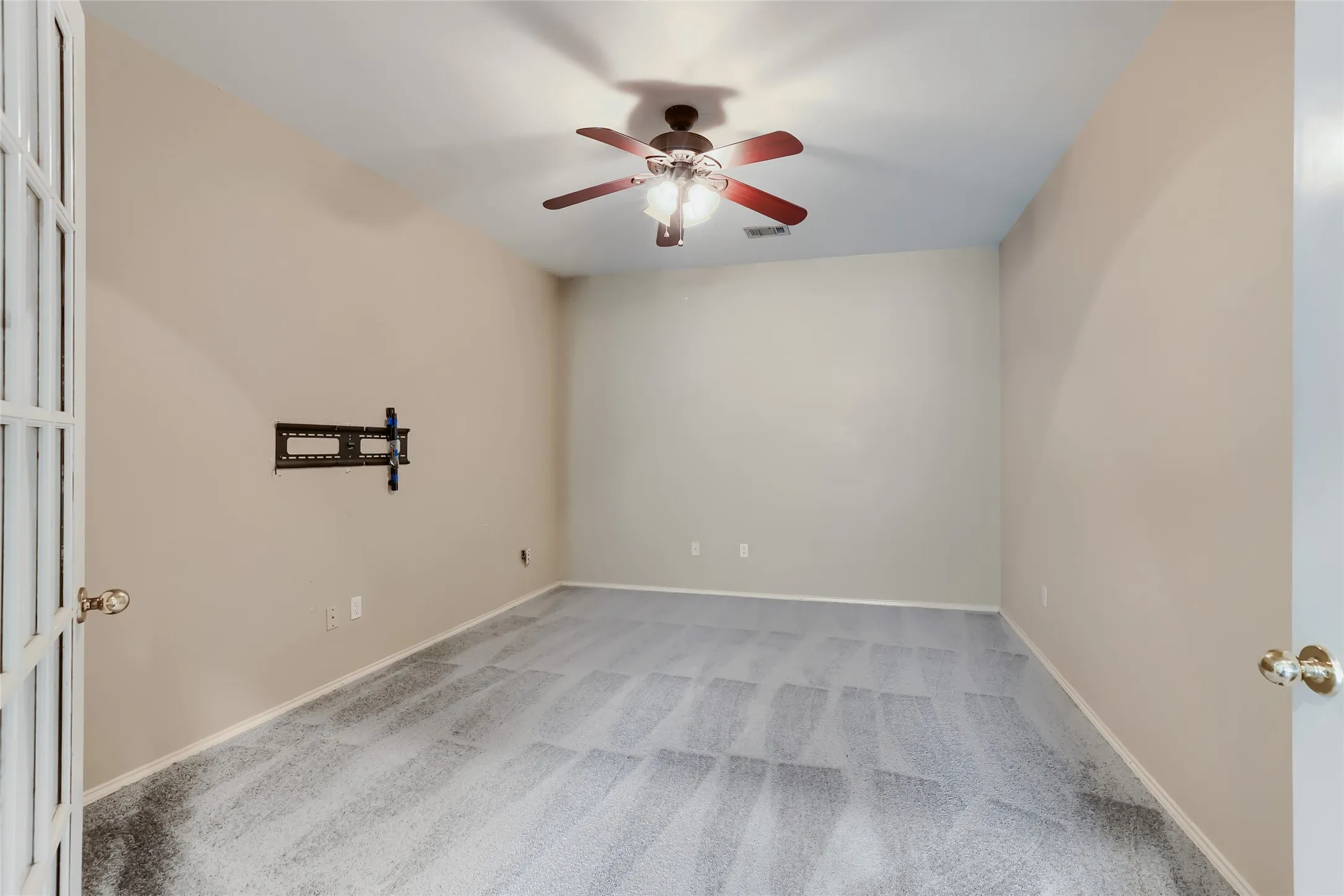 Single Family Residence For Sale in Collin County , 316 Shady Timbers Lane, Murphy, Texas 75094, 4 Bedroom, 2 Bathroom, Garage spaces, 3,017 Sqft, built in 1996, mls#21369383, Real Estate Agent in Murphy, Homes For Sale in Collin county, Homes For Sale in Murphy, Realtor in Murphy Texas, Real Estate Brokerage Independent Realty Texas, Luminita Cordes Realtor