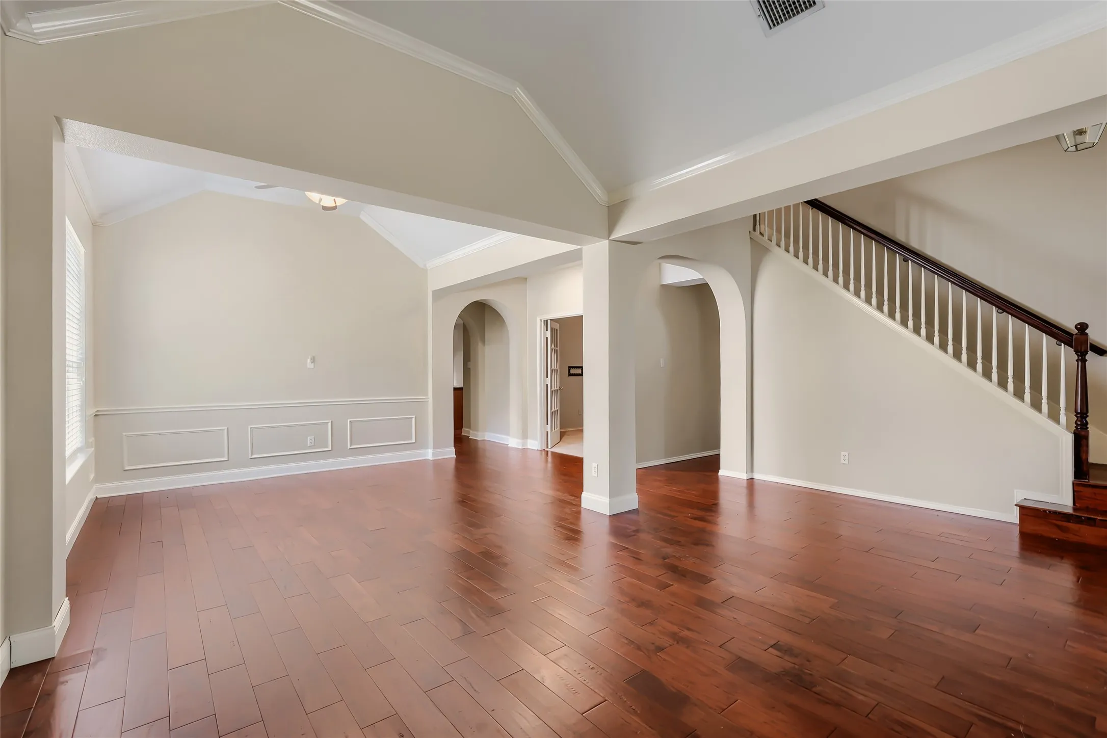 Single Family Residence For Sale in Collin County , 316 Shady Timbers Lane, Murphy, Texas 75094, 4 Bedroom, 2 Bathroom, Garage spaces, 3,017 Sqft, built in 1996, mls#21369383, Real Estate Agent in Murphy, Homes For Sale in Collin county, Homes For Sale in Murphy, Realtor in Murphy Texas, Real Estate Brokerage Independent Realty Texas, Luminita Cordes Realtor