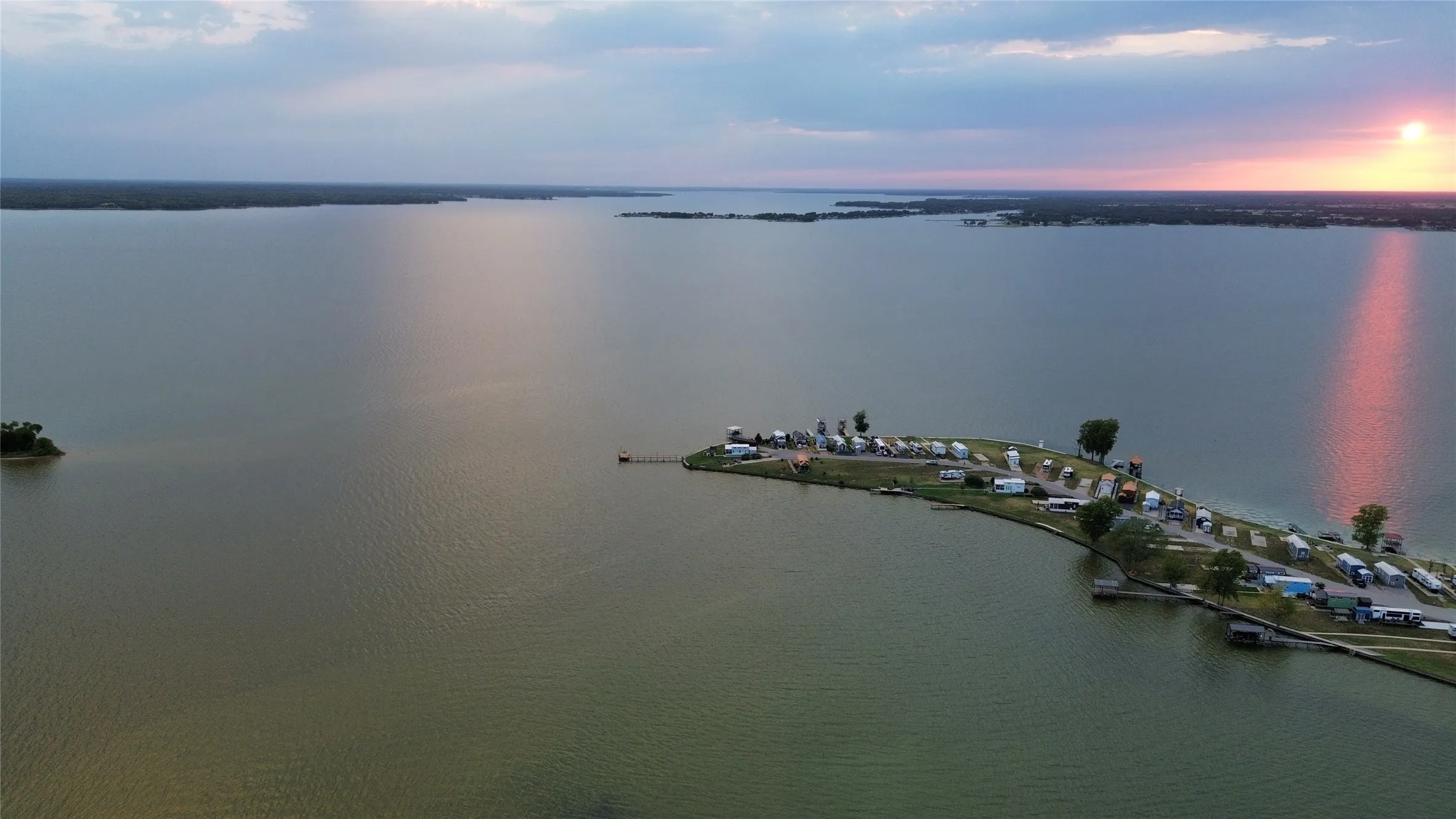 Unimproved Land For Sale in Navarro County , 6447 Peninsula Road, Kerens, Texas 75144, 0, 0, Garage spaces, 0 Sqft, built in 0, mls#21370831, Real Estate Agent in Kerens, Homes For Sale in Navarro county, Homes For Sale in Kerens, Realtor in Kerens Texas, Real Estate Brokerage Independent Realty Texas, Luminita Cordes Realtor