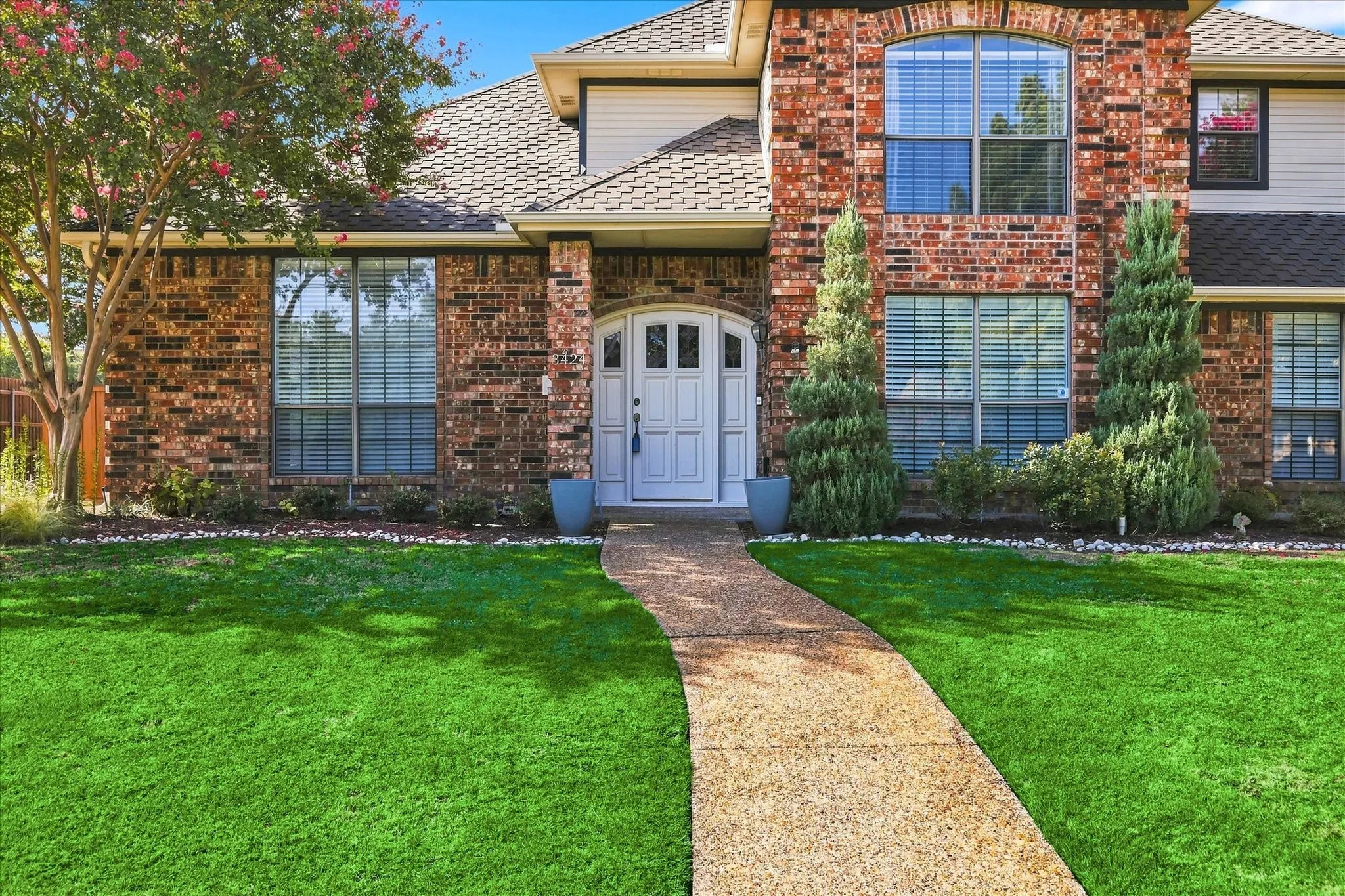 Single Family Residence For Sale in Collin County , 3424 Steven Drive, Plano, Texas 75023, 4 Bedroom, 3 Bathroom, 2 Garage spaces, 2,592 Sqft, built in 1986, mls#21369061, Real Estate Agent in Plano, Homes For Sale in Collin county, Homes For Sale in Plano, Realtor in Plano Texas, Real Estate Brokerage Independent Realty Texas, Luminita Cordes Realtor
