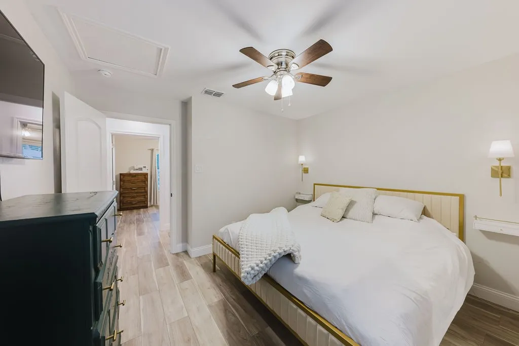 Single Family Residence For Sale in Hopkins County , 304 Jarbo Street, Sulphur Springs, Texas 75482, 2 Bedroom, 1 Bathroom, Garage spaces, 930 Sqft, built in 2020, mls#21370044, Real Estate Agent in Sulphur Springs, Homes For Sale in Hopkins county, Homes For Sale in Sulphur Springs, Realtor in Sulphur Springs Texas, Real Estate Brokerage Independent Realty Texas, Luminita Cordes Realtor