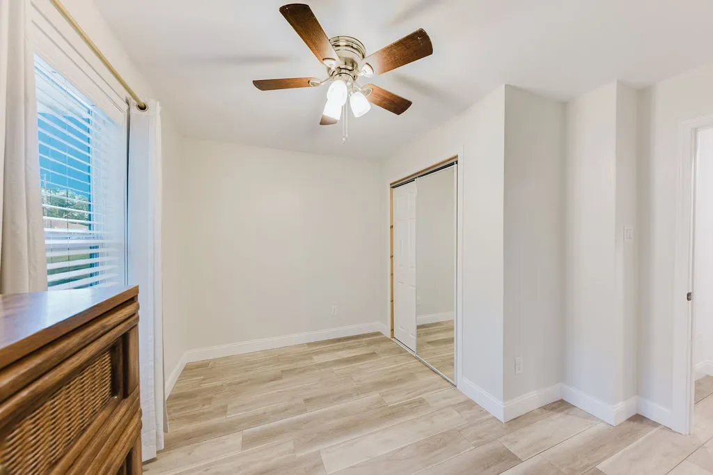 Single Family Residence For Sale in Hopkins County , 304 Jarbo Street, Sulphur Springs, Texas 75482, 2 Bedroom, 1 Bathroom, Garage spaces, 930 Sqft, built in 2020, mls#21370044, Real Estate Agent in Sulphur Springs, Homes For Sale in Hopkins county, Homes For Sale in Sulphur Springs, Realtor in Sulphur Springs Texas, Real Estate Brokerage Independent Realty Texas, Luminita Cordes Realtor