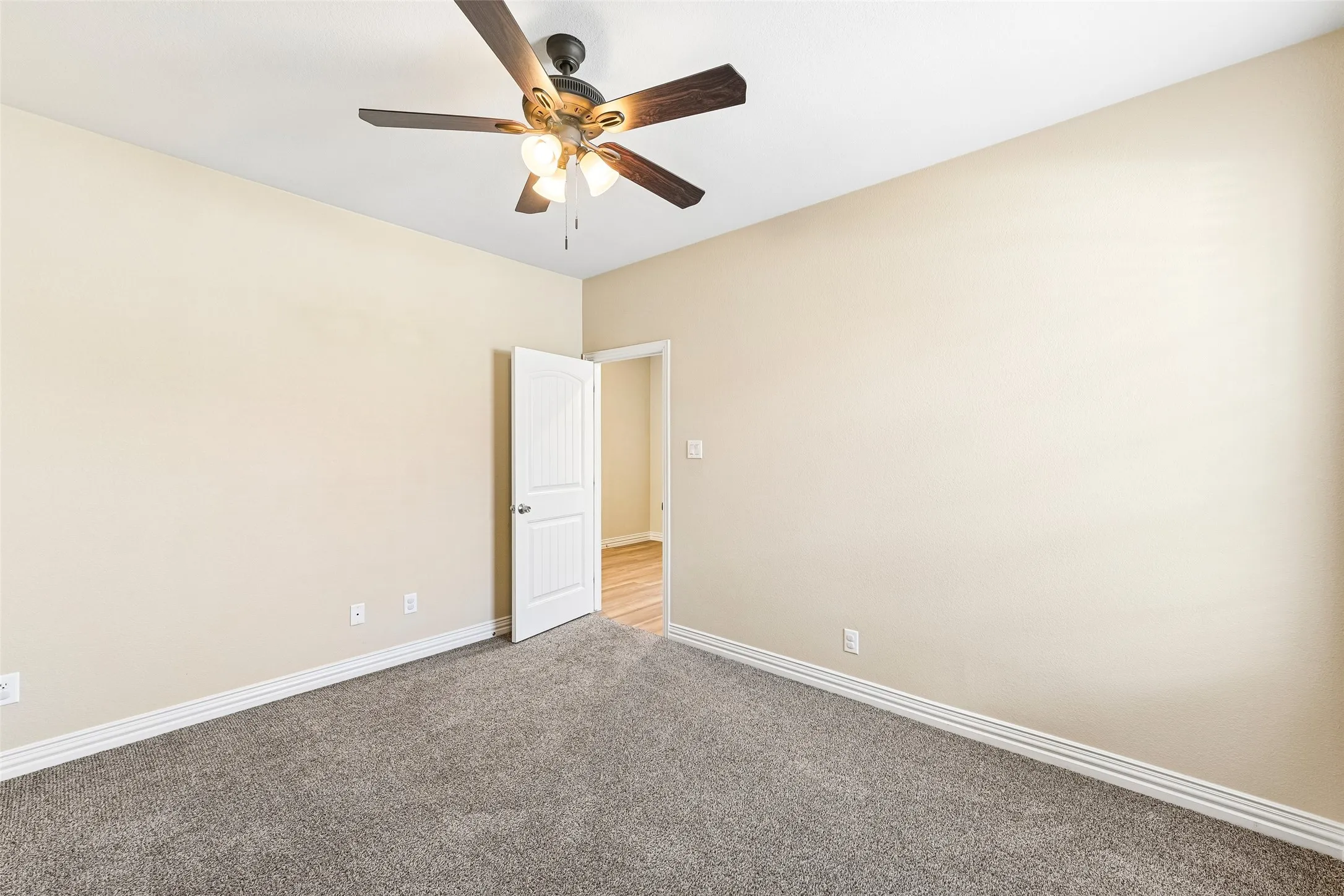 Single Family Residence For Sale in Dallas County , 1918 Avenue D, Grand Prairie, Texas 75051, 4 Bedroom, 3 Bathroom, 2 Garage spaces, 2,095 Sqft, built in 2020, mls#21369663, Real Estate Agent in Grand Prairie, Homes For Sale in Dallas county, Homes For Sale in Grand Prairie, Realtor in Grand Prairie Texas, Real Estate Brokerage Independent Realty Texas, Luminita Cordes Realtor