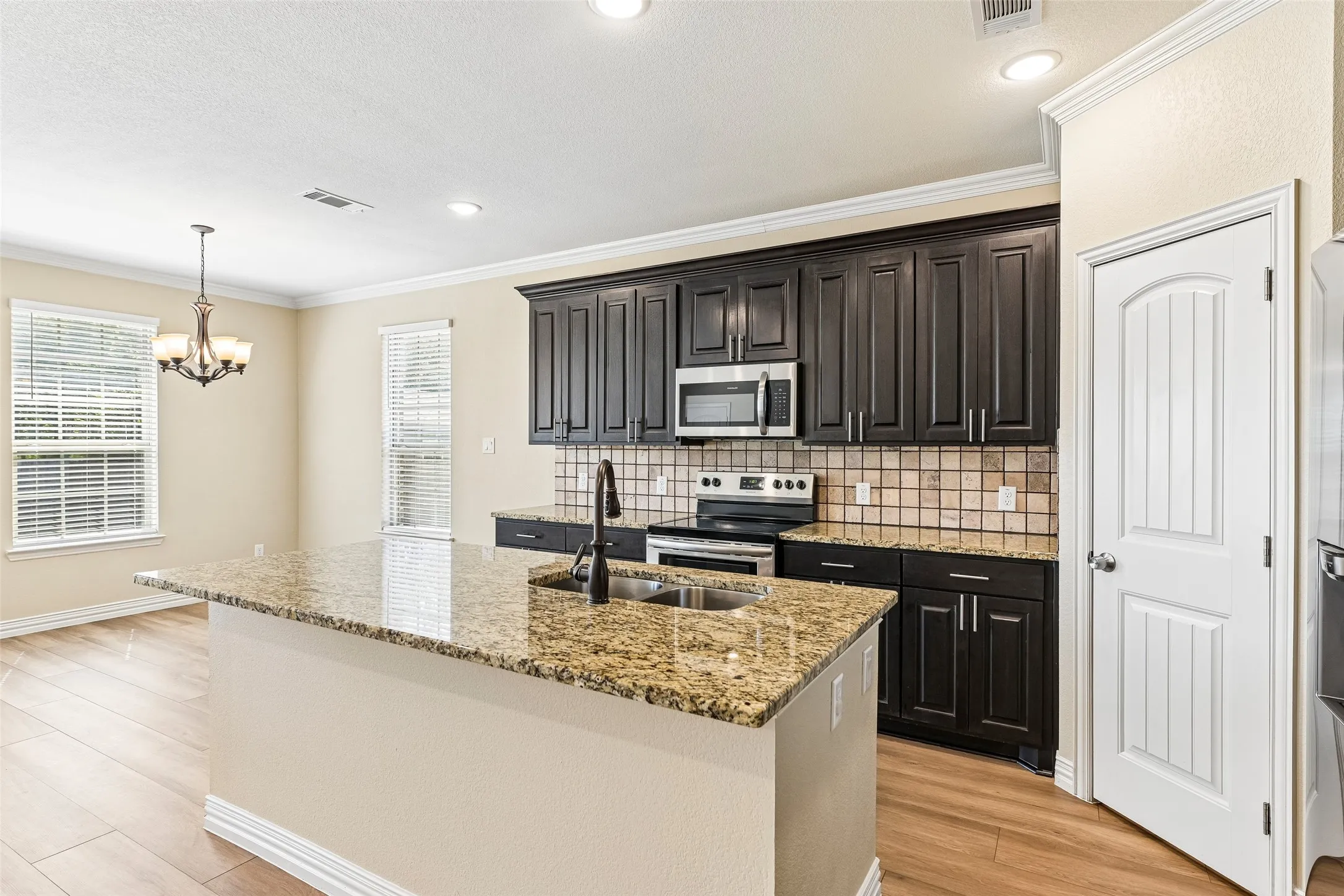 Single Family Residence For Sale in Dallas County , 1918 Avenue D, Grand Prairie, Texas 75051, 4 Bedroom, 3 Bathroom, 2 Garage spaces, 2,095 Sqft, built in 2020, mls#21369663, Real Estate Agent in Grand Prairie, Homes For Sale in Dallas county, Homes For Sale in Grand Prairie, Realtor in Grand Prairie Texas, Real Estate Brokerage Independent Realty Texas, Luminita Cordes Realtor
