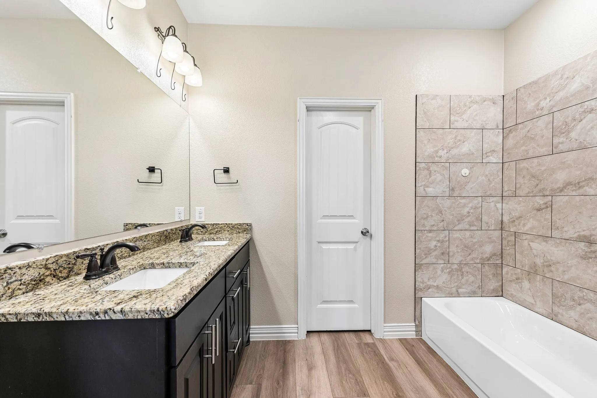 Single Family Residence For Sale in Dallas County , 1918 Avenue D, Grand Prairie, Texas 75051, 4 Bedroom, 3 Bathroom, 2 Garage spaces, 2,095 Sqft, built in 2020, mls#21369663, Real Estate Agent in Grand Prairie, Homes For Sale in Dallas county, Homes For Sale in Grand Prairie, Realtor in Grand Prairie Texas, Real Estate Brokerage Independent Realty Texas, Luminita Cordes Realtor
