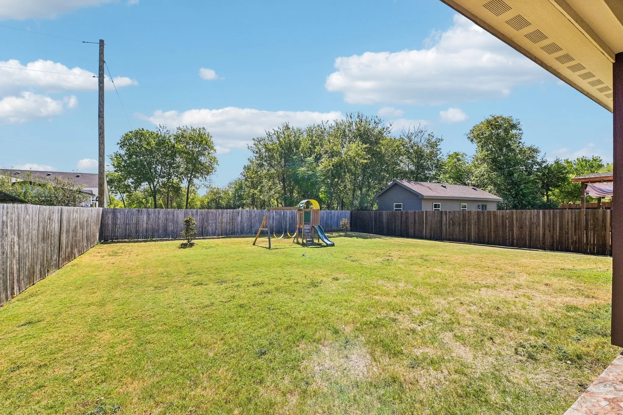 Single Family Residence For Sale in Dallas County , 1918 Avenue D, Grand Prairie, Texas 75051, 4 Bedroom, 3 Bathroom, 2 Garage spaces, 2,095 Sqft, built in 2020, mls#21369663, Real Estate Agent in Grand Prairie, Homes For Sale in Dallas county, Homes For Sale in Grand Prairie, Realtor in Grand Prairie Texas, Real Estate Brokerage Independent Realty Texas, Luminita Cordes Realtor
