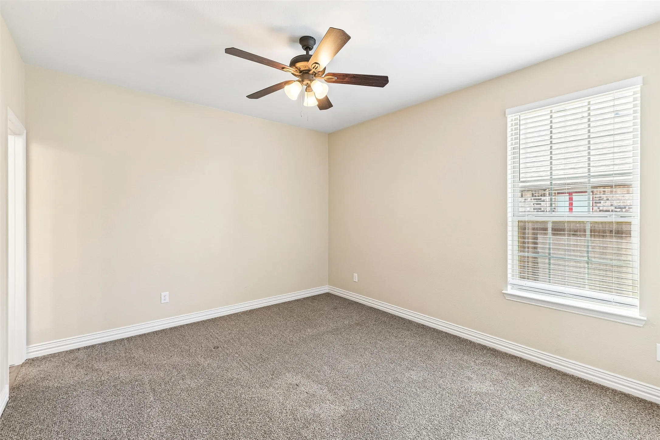 Single Family Residence For Sale in Dallas County , 1918 Avenue D, Grand Prairie, Texas 75051, 4 Bedroom, 3 Bathroom, 2 Garage spaces, 2,095 Sqft, built in 2020, mls#21369663, Real Estate Agent in Grand Prairie, Homes For Sale in Dallas county, Homes For Sale in Grand Prairie, Realtor in Grand Prairie Texas, Real Estate Brokerage Independent Realty Texas, Luminita Cordes Realtor