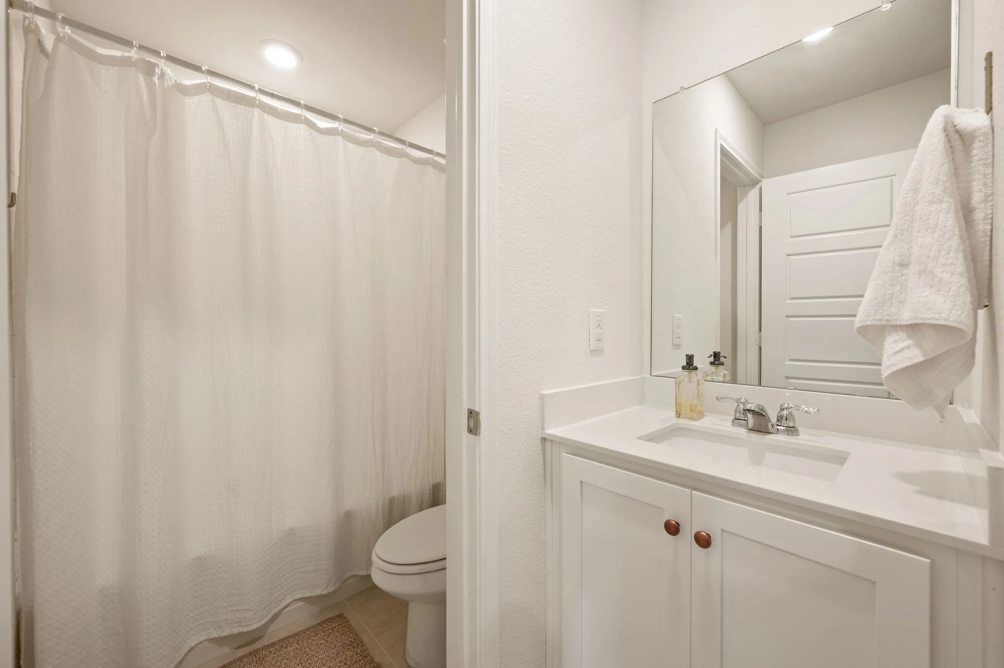 Single Family Residence For Sale in Rockwall County , 316 Duke Court, Fate, Texas 75189, 4 Bedroom, 2 Bathroom, 2 Garage spaces, 1,856 Sqft, built in 2022, mls#21369833, Real Estate Agent in Fate, Homes For Sale in Rockwall county, Homes For Sale in Fate, Realtor in Fate Texas, Real Estate Brokerage Independent Realty Texas, Luminita Cordes Realtor