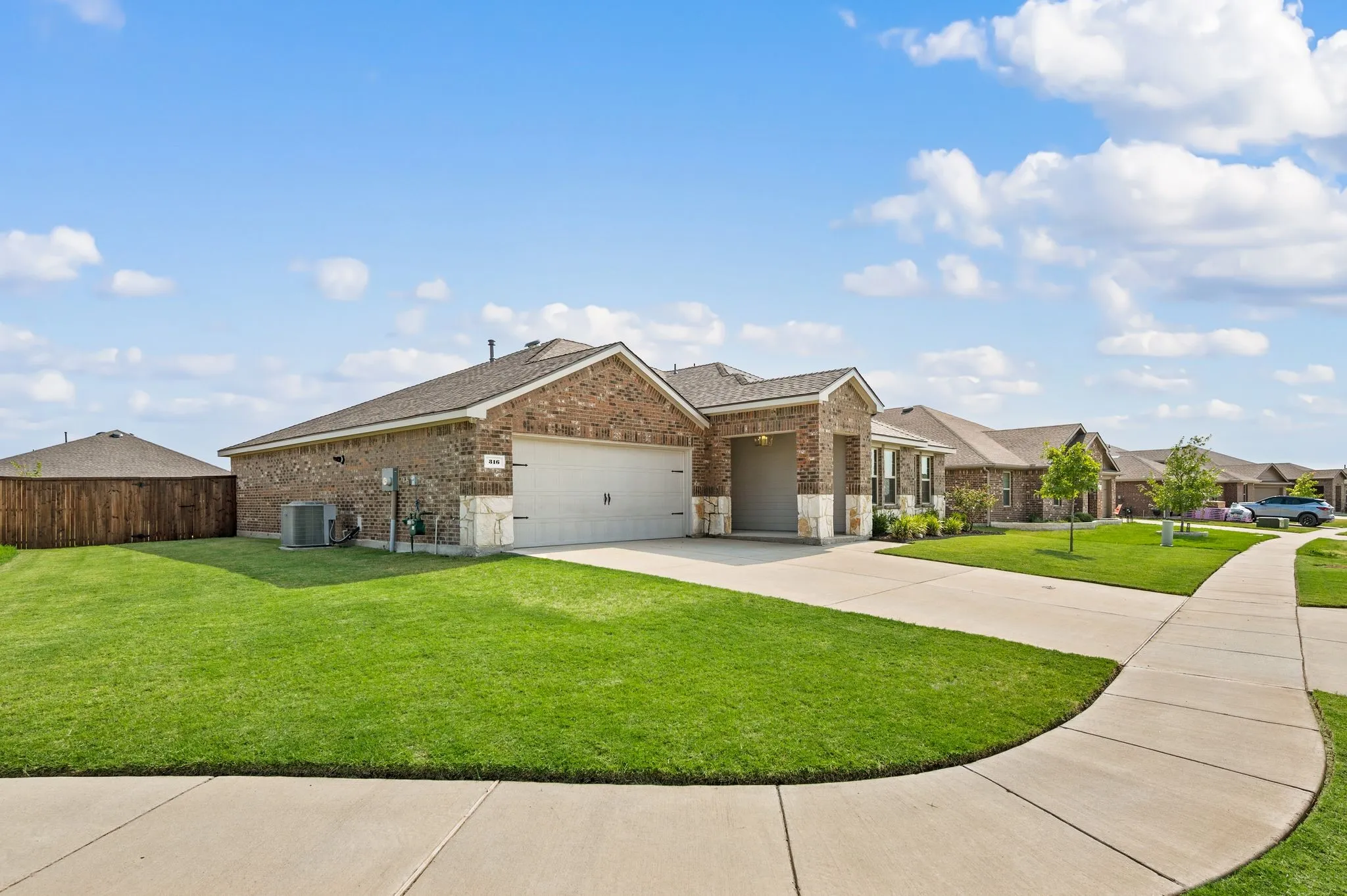 Single Family Residence For Sale in Rockwall County , 316 Duke Court, Fate, Texas 75189, 4 Bedroom, 2 Bathroom, 2 Garage spaces, 1,856 Sqft, built in 2022, mls#21369833, Real Estate Agent in Fate, Homes For Sale in Rockwall county, Homes For Sale in Fate, Realtor in Fate Texas, Real Estate Brokerage Independent Realty Texas, Luminita Cordes Realtor