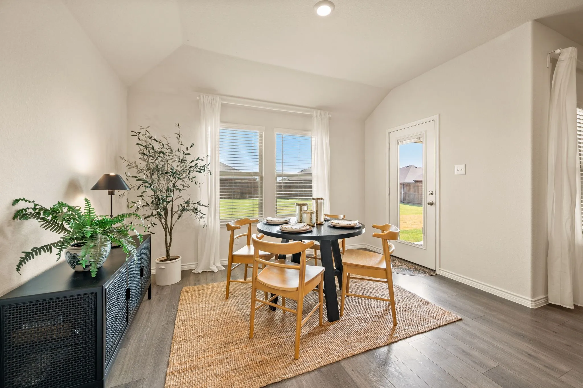 Single Family Residence For Sale in Rockwall County , 316 Duke Court, Fate, Texas 75189, 4 Bedroom, 2 Bathroom, 2 Garage spaces, 1,856 Sqft, built in 2022, mls#21369833, Real Estate Agent in Fate, Homes For Sale in Rockwall county, Homes For Sale in Fate, Realtor in Fate Texas, Real Estate Brokerage Independent Realty Texas, Luminita Cordes Realtor