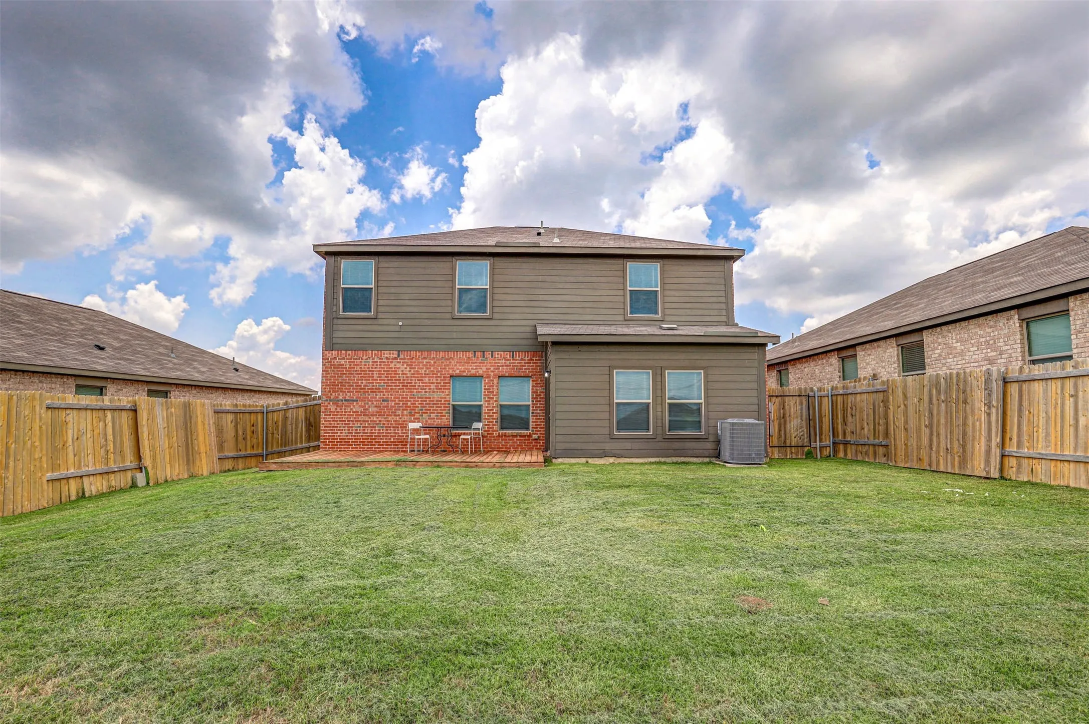 Single Family Residence For Rent in Wise County , 203 Drifter Drive, Newark, Texas 76071, 3 Bedroom, 3 Bathroom, 2 Garage spaces, 2,034 Sqft, built in 2022, mls#21370705, Real Estate Agent in Newark, Homes For Rent in Wise county, Homes For Rent in Newark, Realtor in Newark Texas, Real Estate Brokerage Independent Realty Texas, Luminita Cordes Realtor