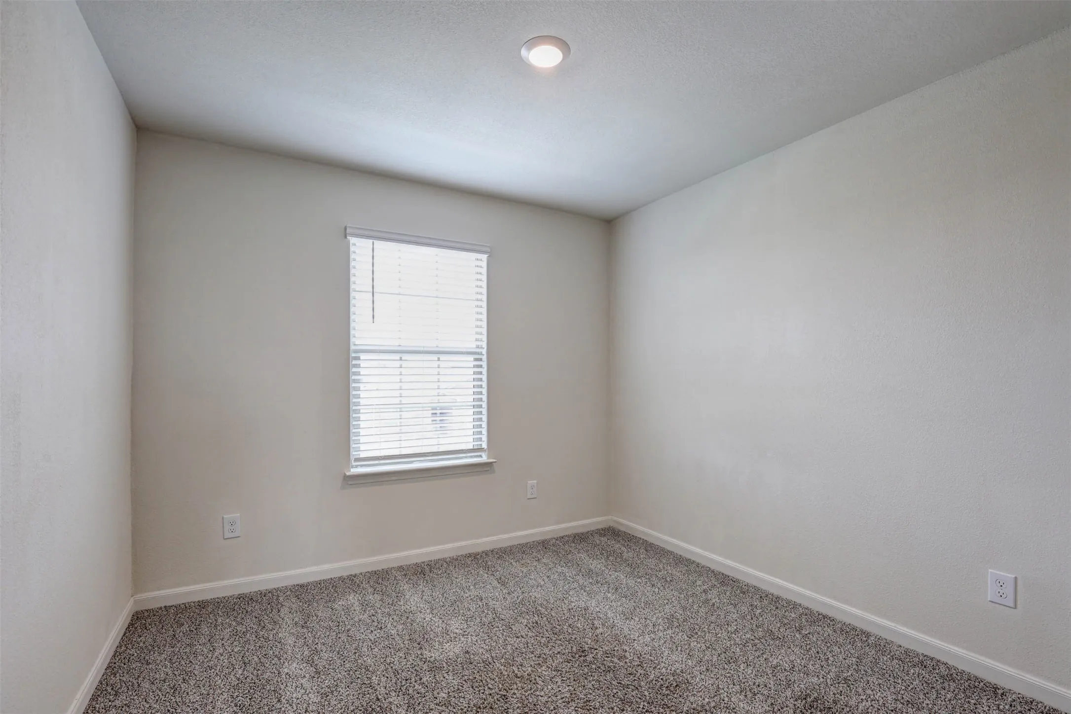 Single Family Residence For Rent in Wise County , 203 Drifter Drive, Newark, Texas 76071, 3 Bedroom, 3 Bathroom, 2 Garage spaces, 2,034 Sqft, built in 2022, mls#21370705, Real Estate Agent in Newark, Homes For Rent in Wise county, Homes For Rent in Newark, Realtor in Newark Texas, Real Estate Brokerage Independent Realty Texas, Luminita Cordes Realtor