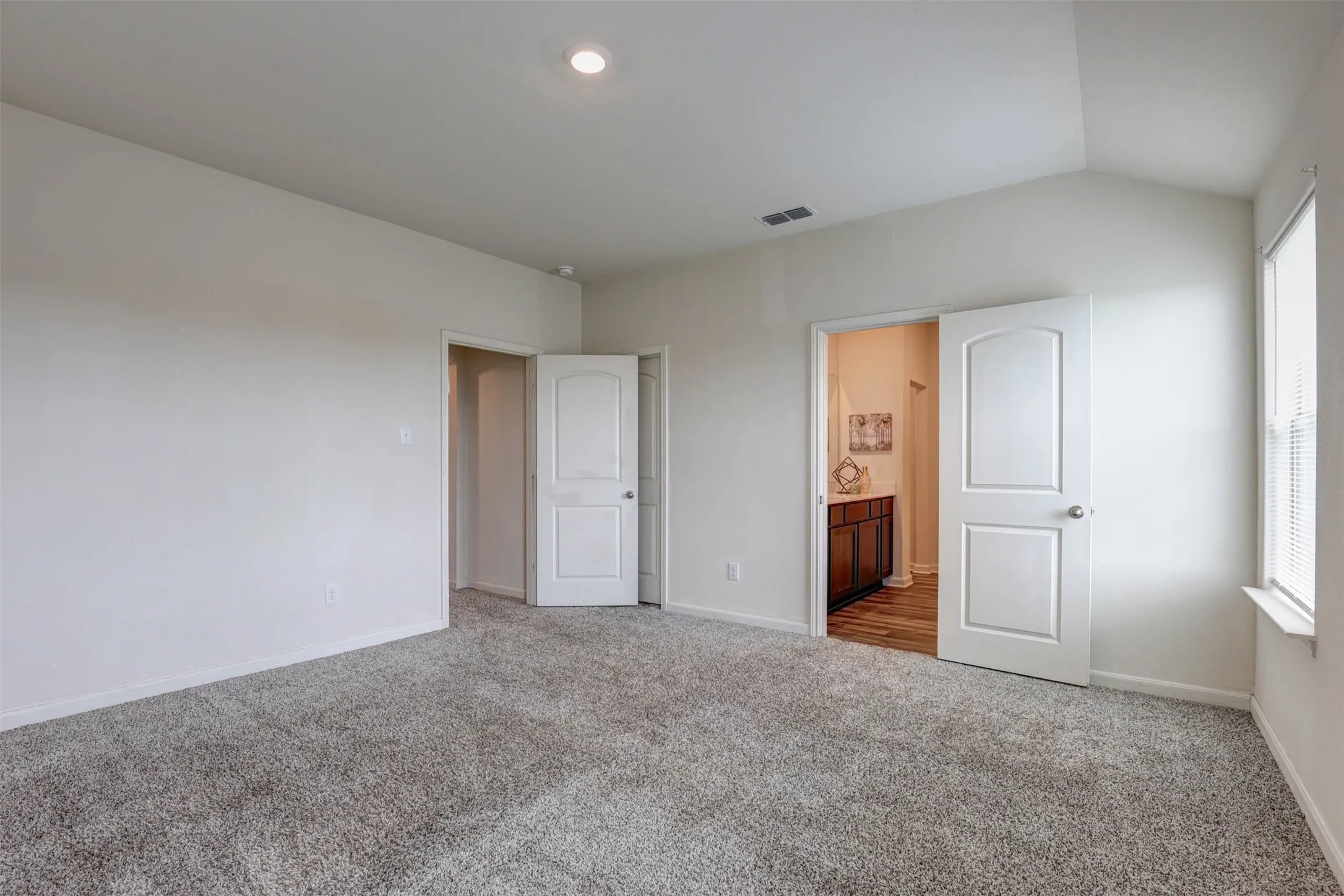 Single Family Residence For Rent in Wise County , 203 Drifter Drive, Newark, Texas 76071, 3 Bedroom, 3 Bathroom, 2 Garage spaces, 2,034 Sqft, built in 2022, mls#21370705, Real Estate Agent in Newark, Homes For Rent in Wise county, Homes For Rent in Newark, Realtor in Newark Texas, Real Estate Brokerage Independent Realty Texas, Luminita Cordes Realtor