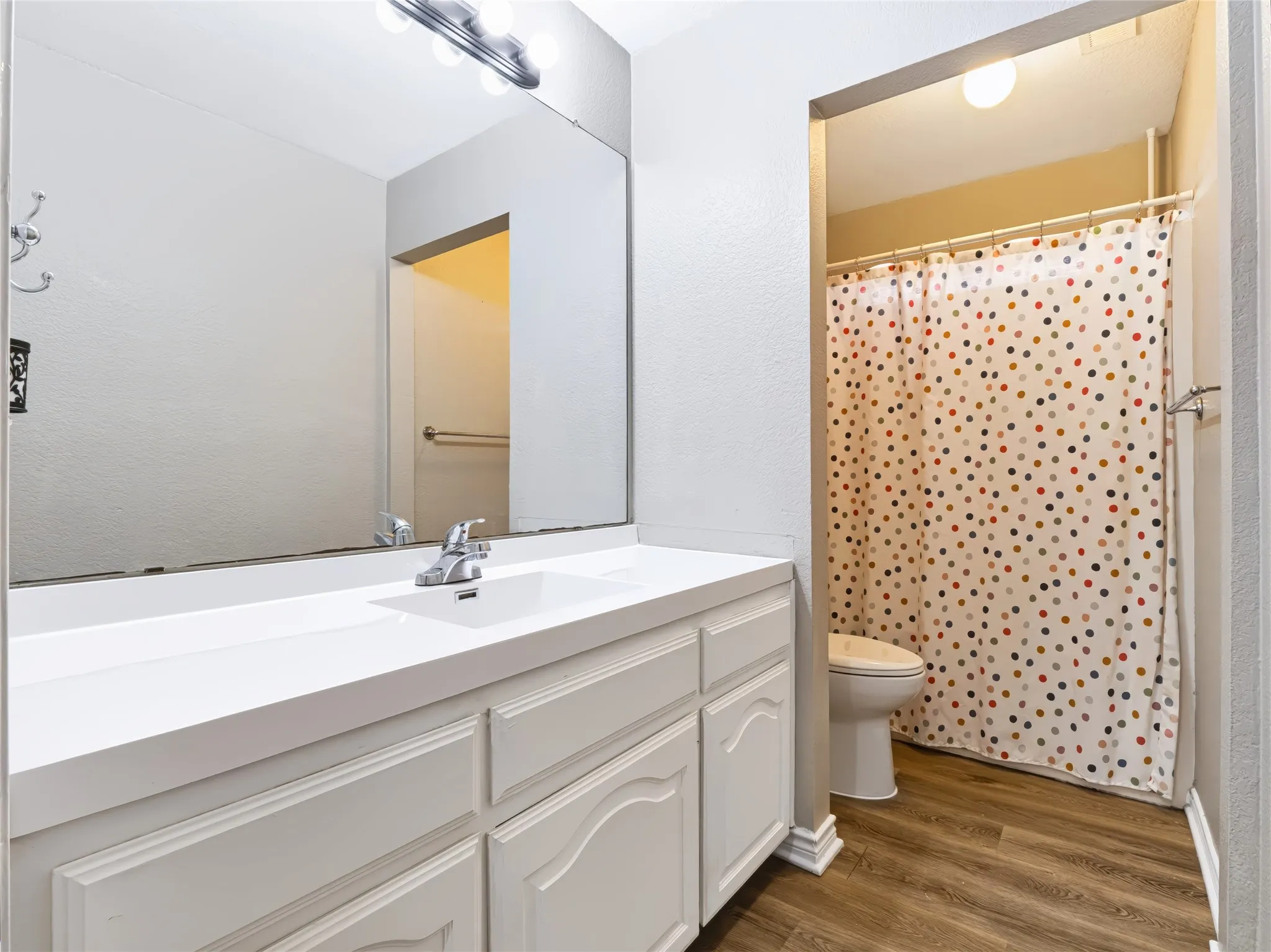 Single Family Residence For Sale in Tarrant County , 1605 Pleasant Run, Keller, Texas 76248, 4 Bedroom, 3 Bathroom, 3 Garage spaces, 2,817 Sqft, built in 1997, mls#21369988, Real Estate Agent in Keller, Homes For Sale in Tarrant county, Homes For Sale in Keller, Realtor in Keller Texas, Real Estate Brokerage Independent Realty Texas, Luminita Cordes Realtor