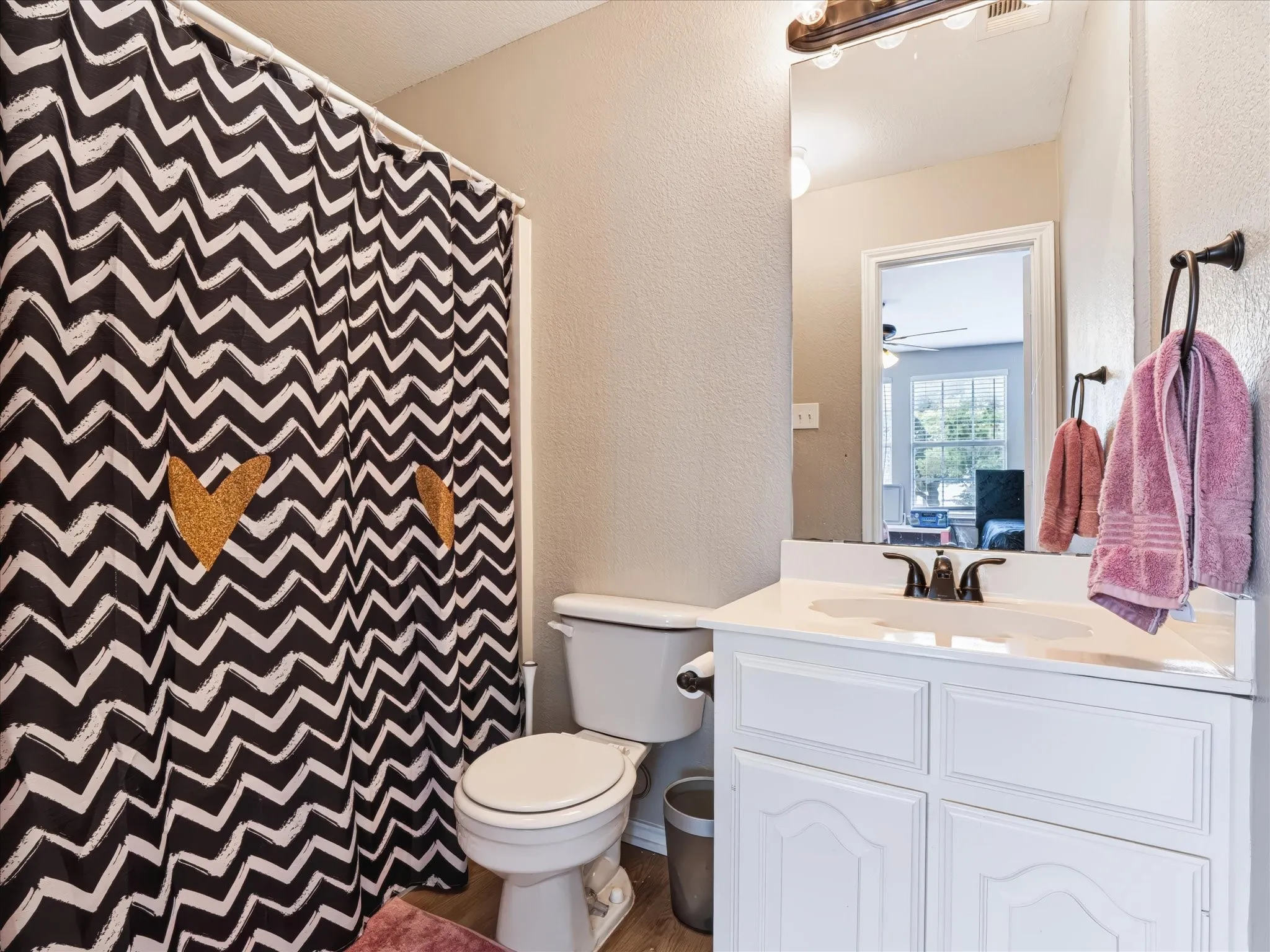 Single Family Residence For Sale in Tarrant County , 1605 Pleasant Run, Keller, Texas 76248, 4 Bedroom, 3 Bathroom, 3 Garage spaces, 2,817 Sqft, built in 1997, mls#21369988, Real Estate Agent in Keller, Homes For Sale in Tarrant county, Homes For Sale in Keller, Realtor in Keller Texas, Real Estate Brokerage Independent Realty Texas, Luminita Cordes Realtor