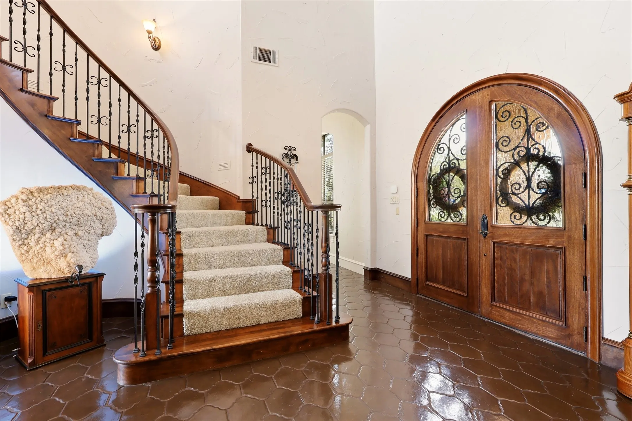 Curving Staircase 1110 Newkirk Court Kingsbridge  Rockwall County
