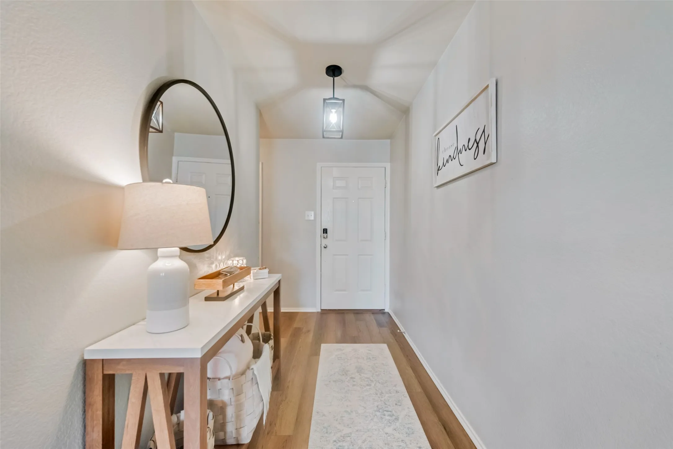 Single Family Residence For Rent in Collin County , 9805 Tanglebrush Drive, Mc Kinney, Texas 75072, 3 Bedroom, 2 Bathroom, 2 Garage spaces, 1,598 Sqft, built in 2005, mls#21369628, Real Estate Agent in Mc Kinney, Homes For Rent in Collin county, Homes For Rent in Mc Kinney, Realtor in Mc Kinney Texas, Real Estate Brokerage Independent Realty Texas, Luminita Cordes Realtor