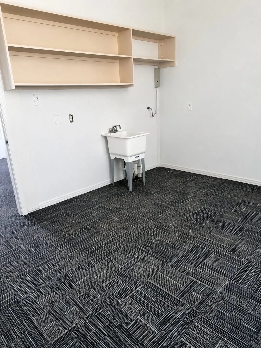 Office For Rent in Ellis County , 100 NE Main Street D, Ennis, Texas 75119, 0, 0, Garage spaces, 0 Sqft, built in 2003, mls#21358905, Real Estate Agent in Ennis, Homes For Rent in Ellis county, Homes For Rent in Ennis, Realtor in Ennis Texas, Real Estate Brokerage Independent Realty Texas, Luminita Cordes Realtor