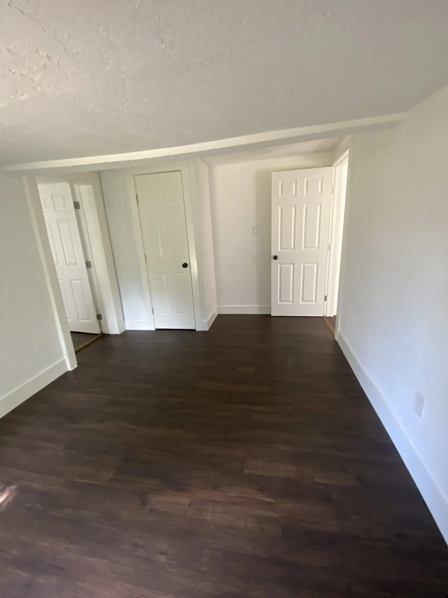 Single Family Residence For Rent in Henderson County , 801 Walnut Street, Trinidad, Texas 75163, 2 Bedroom, 1 Bathroom, Garage spaces, 1,136 Sqft, built in 1990, mls#21370860, Real Estate Agent in Trinidad, Homes For Rent in Henderson county, Homes For Rent in Trinidad, Realtor in Trinidad Texas, Real Estate Brokerage Independent Realty Texas, Luminita Cordes Realtor