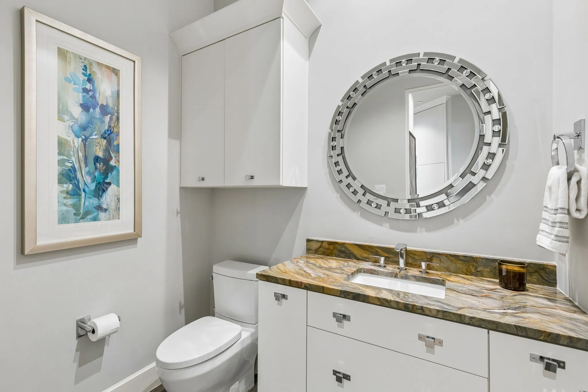 Single Family Residence For Sale in Tarrant County , 9 Catalonia Drive, Westlake, Texas 76262, 3 Bedroom, 4 Bathroom, 2 Garage spaces, 2,850 Sqft, built in 2019, mls#21365224, Real Estate Agent in Westlake, Homes For Sale in Tarrant county, Homes For Sale in Westlake, Realtor in Westlake Texas, Real Estate Brokerage Independent Realty Texas, Luminita Cordes Realtor