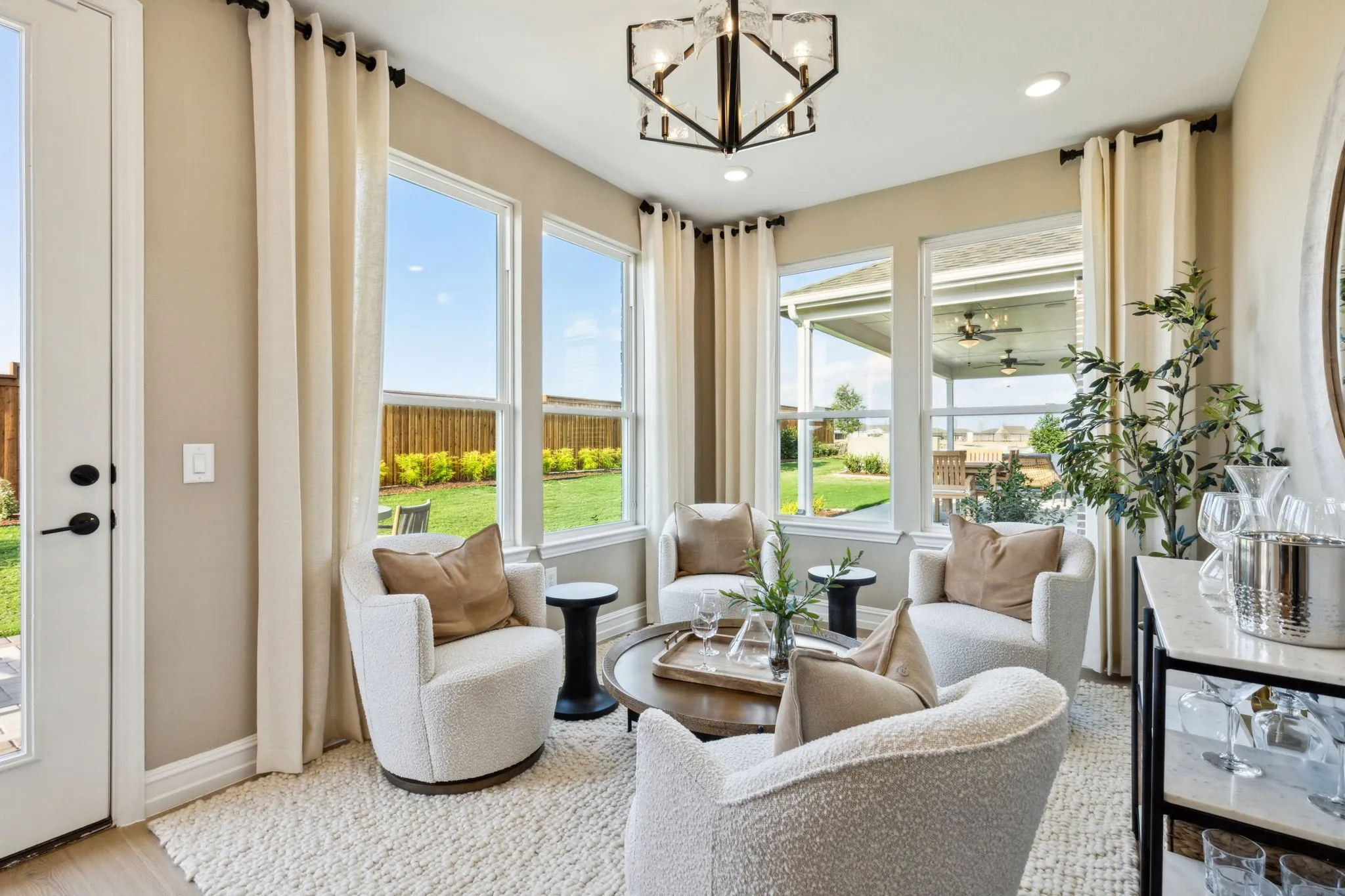 *Model Representation - Beautiful sunlit room
