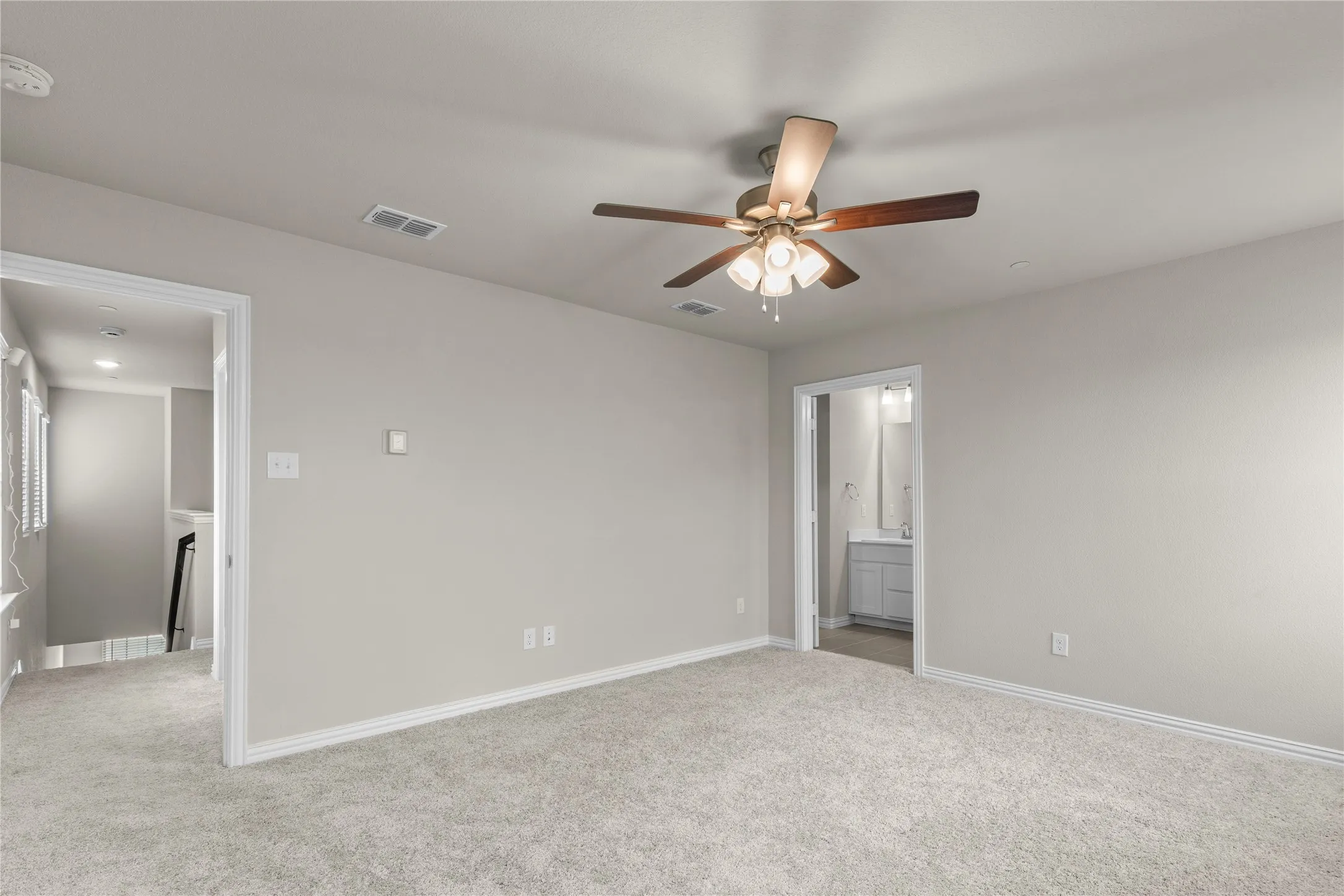 Townhouse For Sale in Grayson County , 1229 Morgan Drive, Sherman, Texas 75090, 3 Bedroom, 3 Bathroom, 2 Garage spaces, 1,722 Sqft, built in 2023, mls#21370867, Real Estate Agent in Sherman, Homes For Sale in Grayson county, Homes For Sale in Sherman, Realtor in Sherman Texas, Real Estate Brokerage Independent Realty Texas, Luminita Cordes Realtor